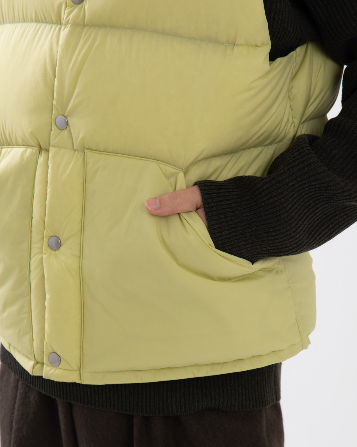 SUPER LIGHT NYLON RIPSTOP DOWN VEST