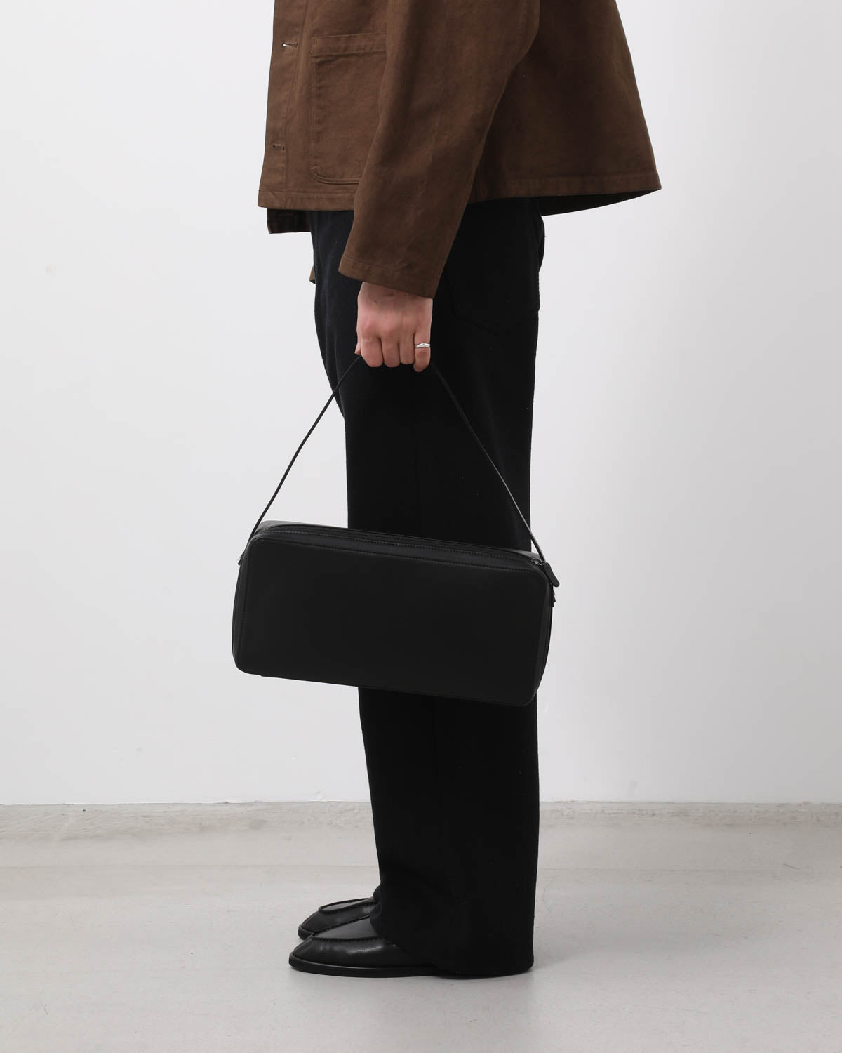 LEATHER SQUARE BAG MADE BY AETA