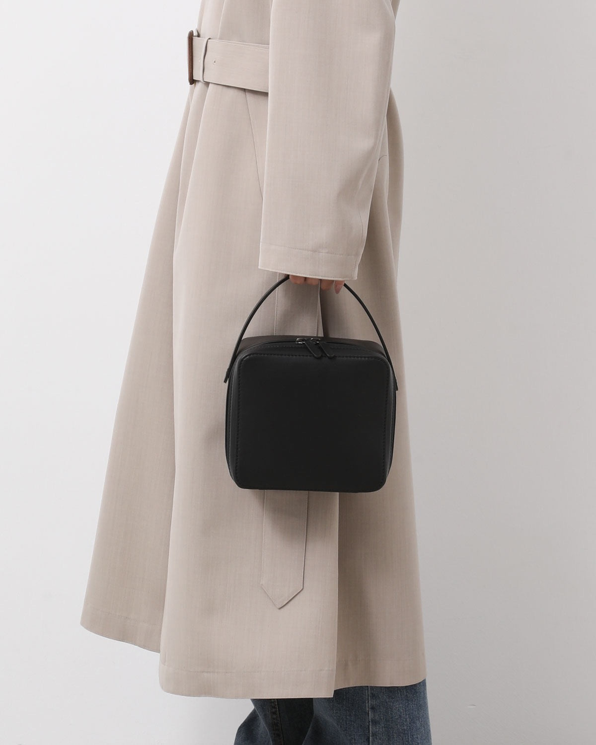 LEATHER SMALL TRAVEL CASE MADE BY AETA