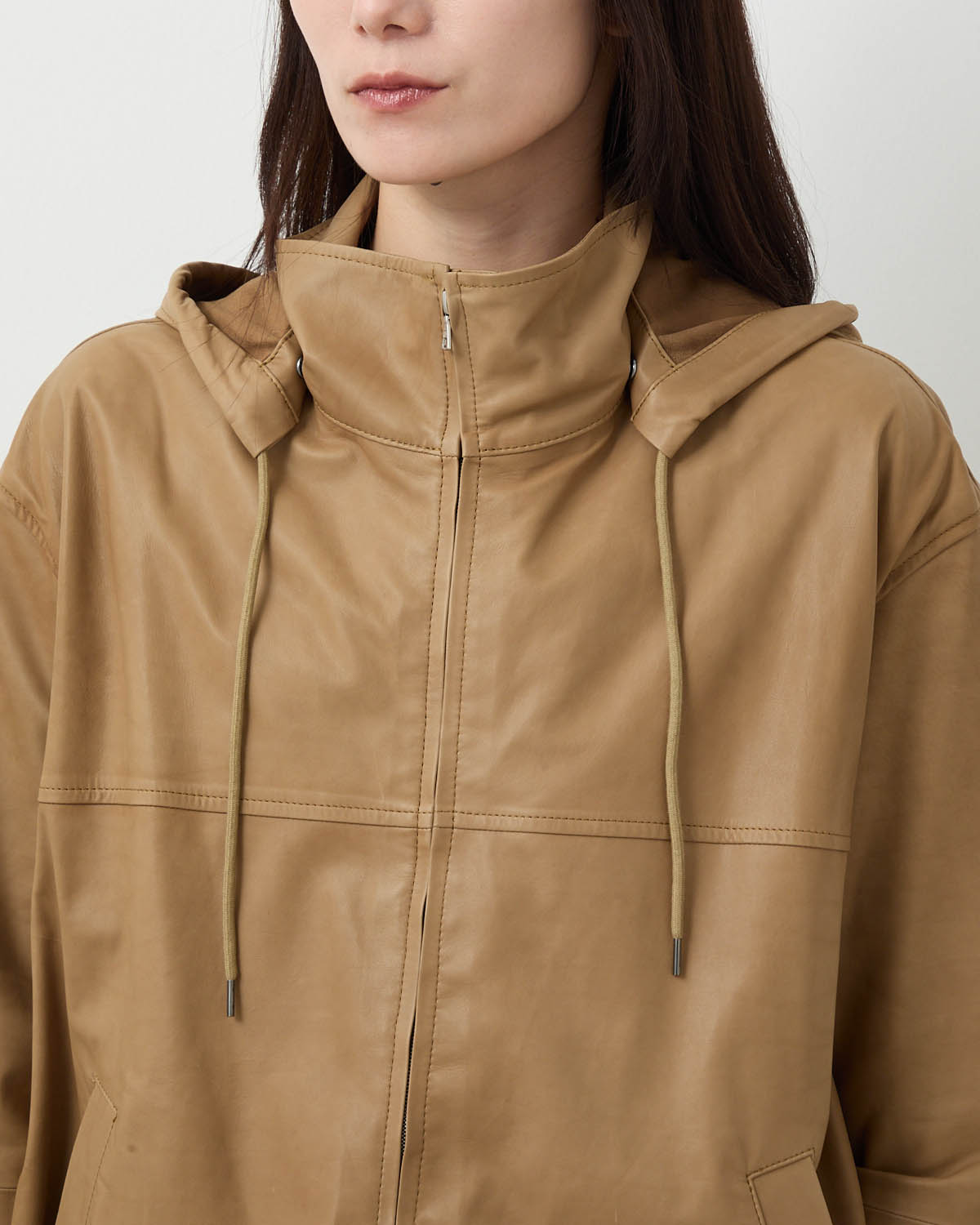 FINE BABY CALF HOODED BLOUSON (WOMEN'S)