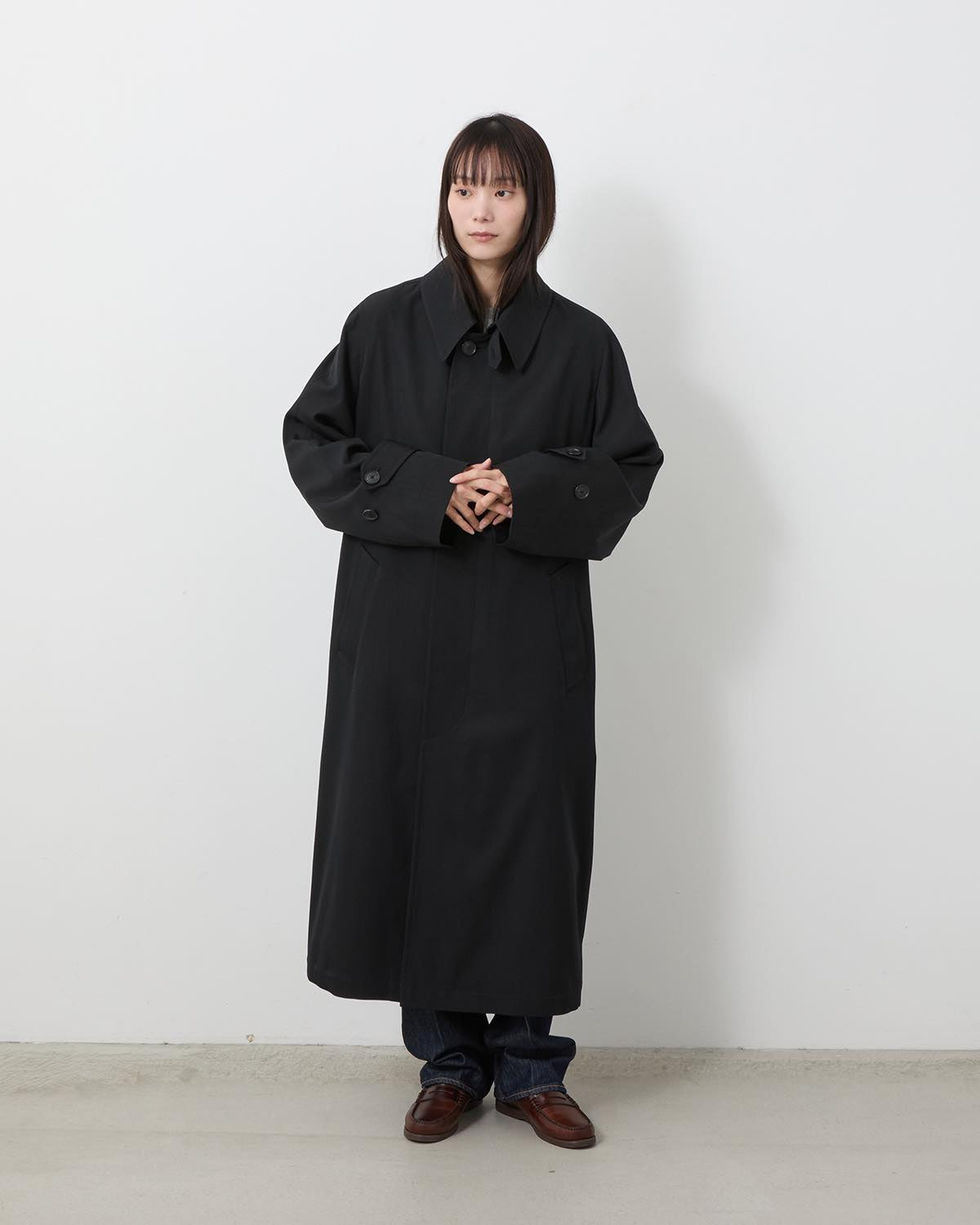 LIGHT WOOL MAX GABARDINE COAT (WOMEN'S)