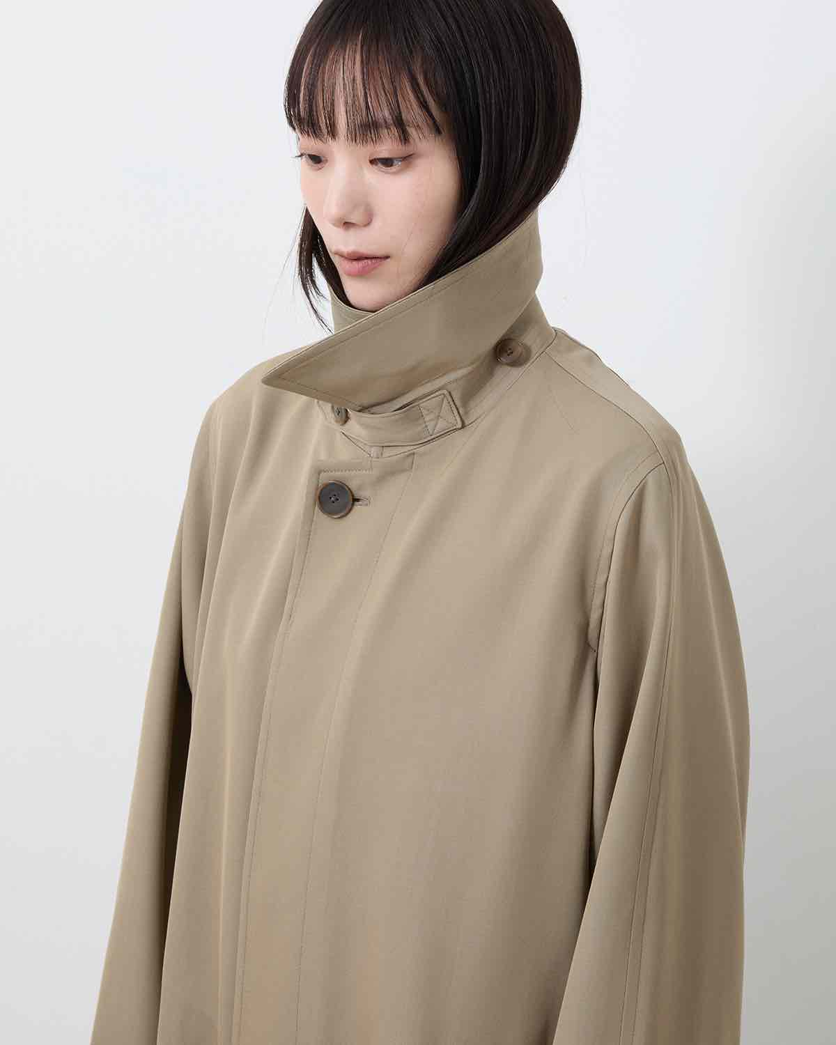 LIGHT WOOL MAX GABARDINE COAT (WOMEN'S)