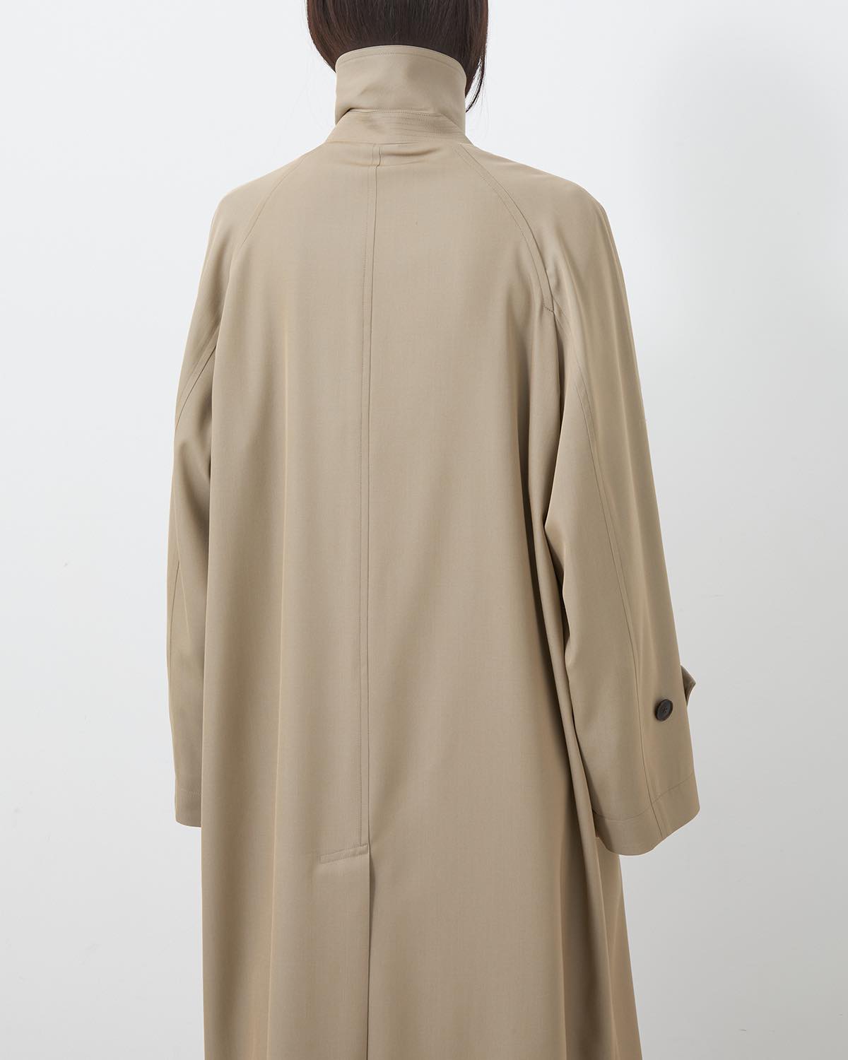 LIGHT WOOL MAX GABARDINE COAT (WOMEN'S)