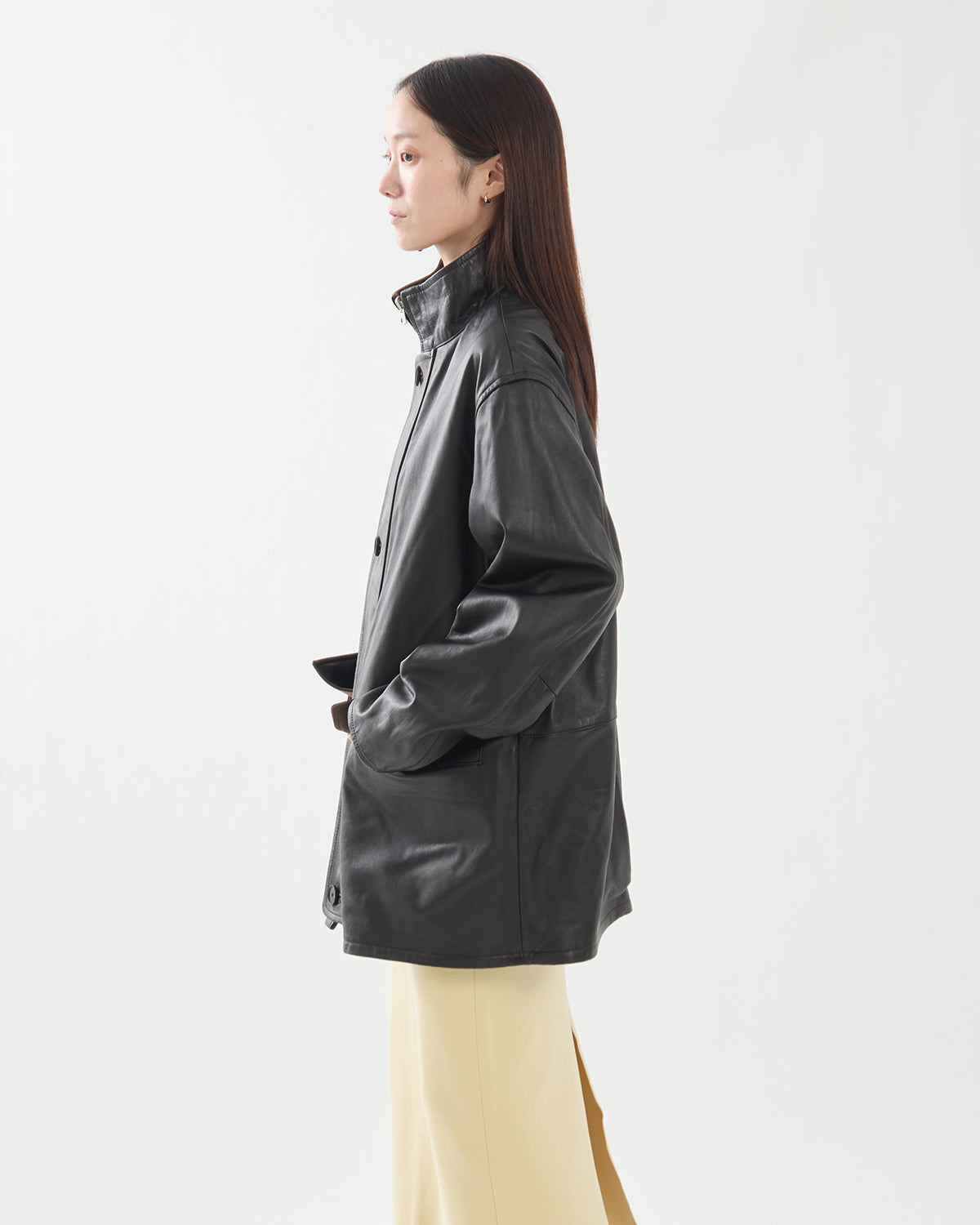 REVERSIBLE WOOL TWISTED TWILL / SHEEP LEATHER HALF COAT