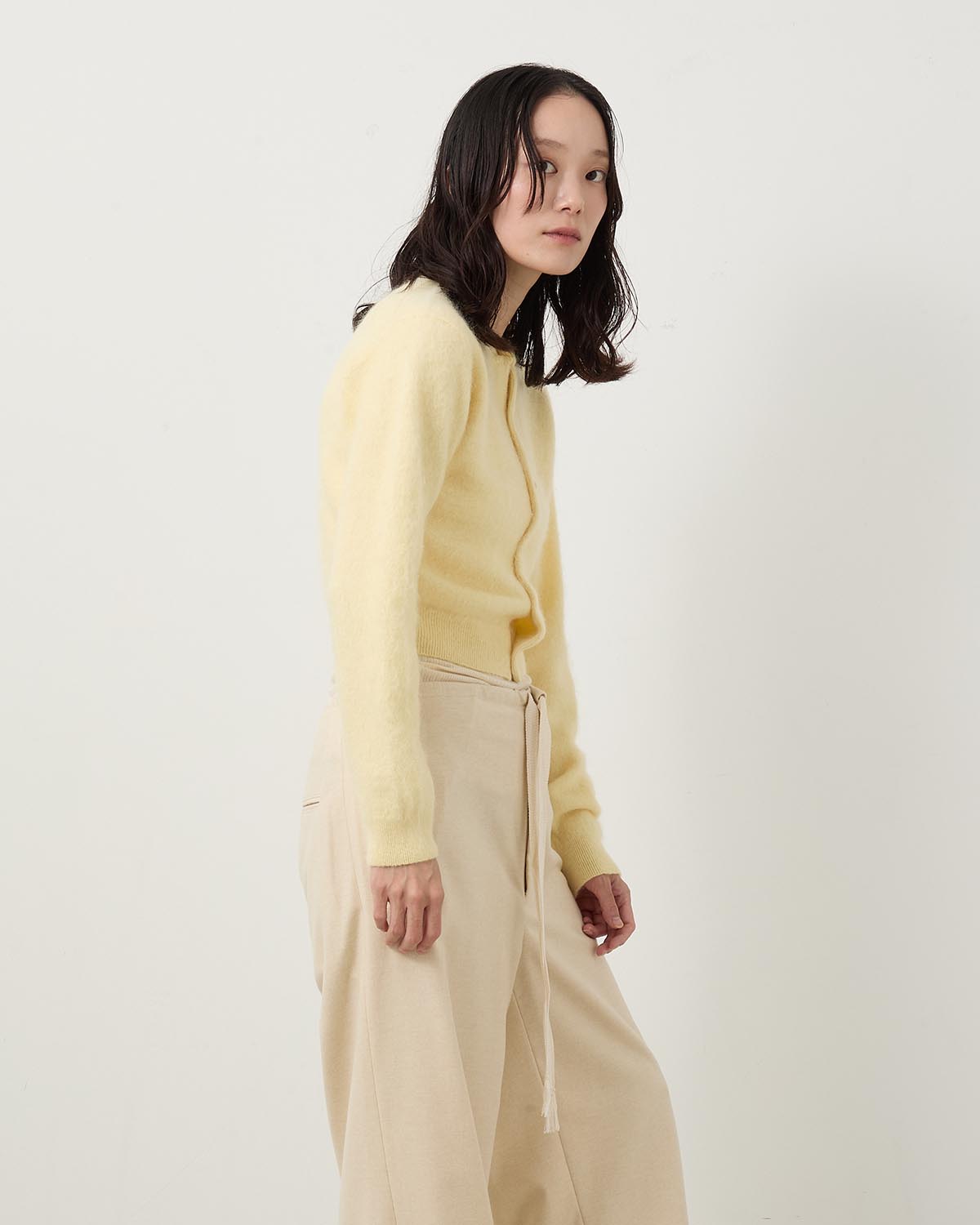 GARMENT-DYED BABY ALPACA FUR KNIT CREW-NECK CARDIGAN