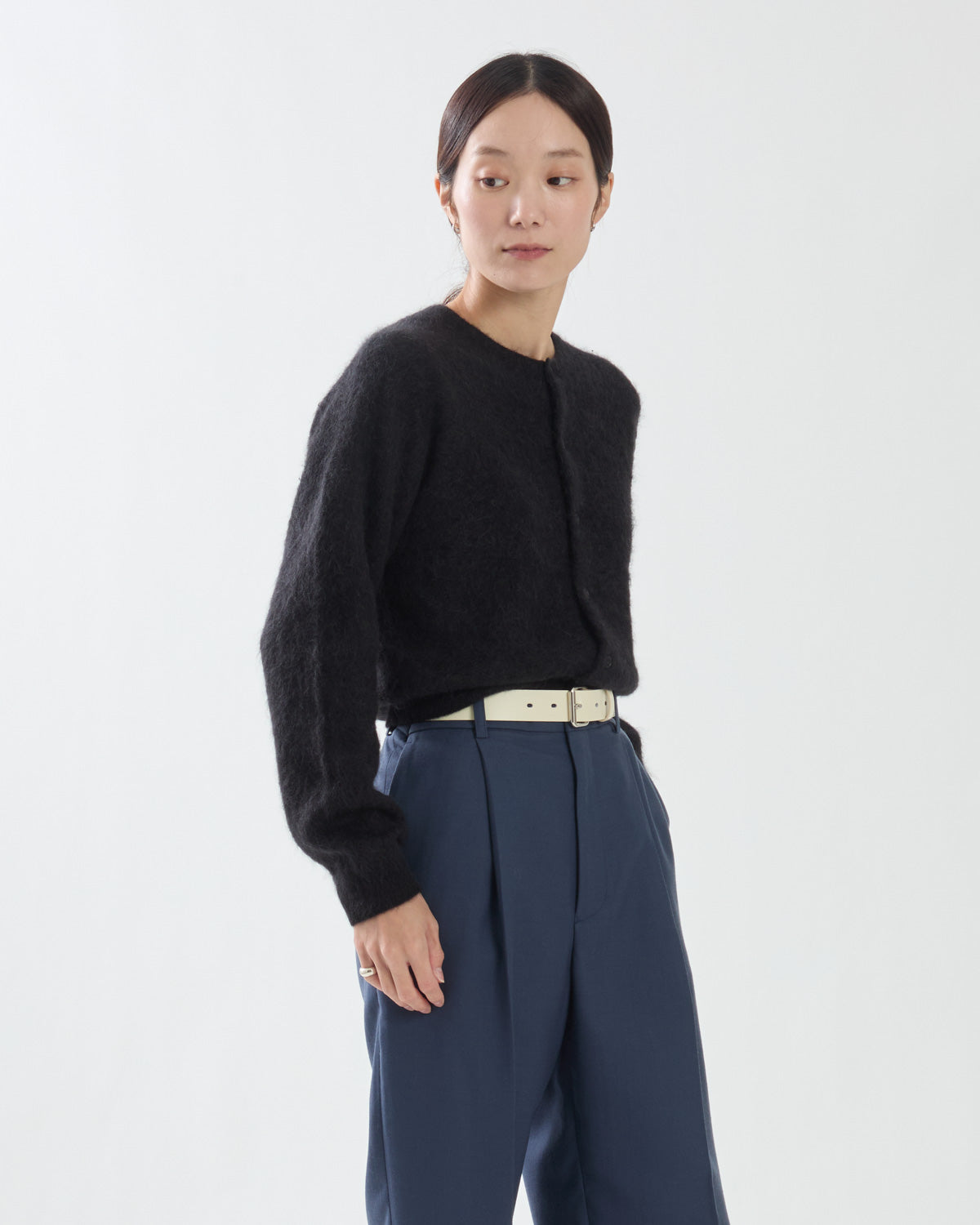 GARMENT-DYED BABY ALPACA FUR KNIT CREW-NECK CARDIGAN