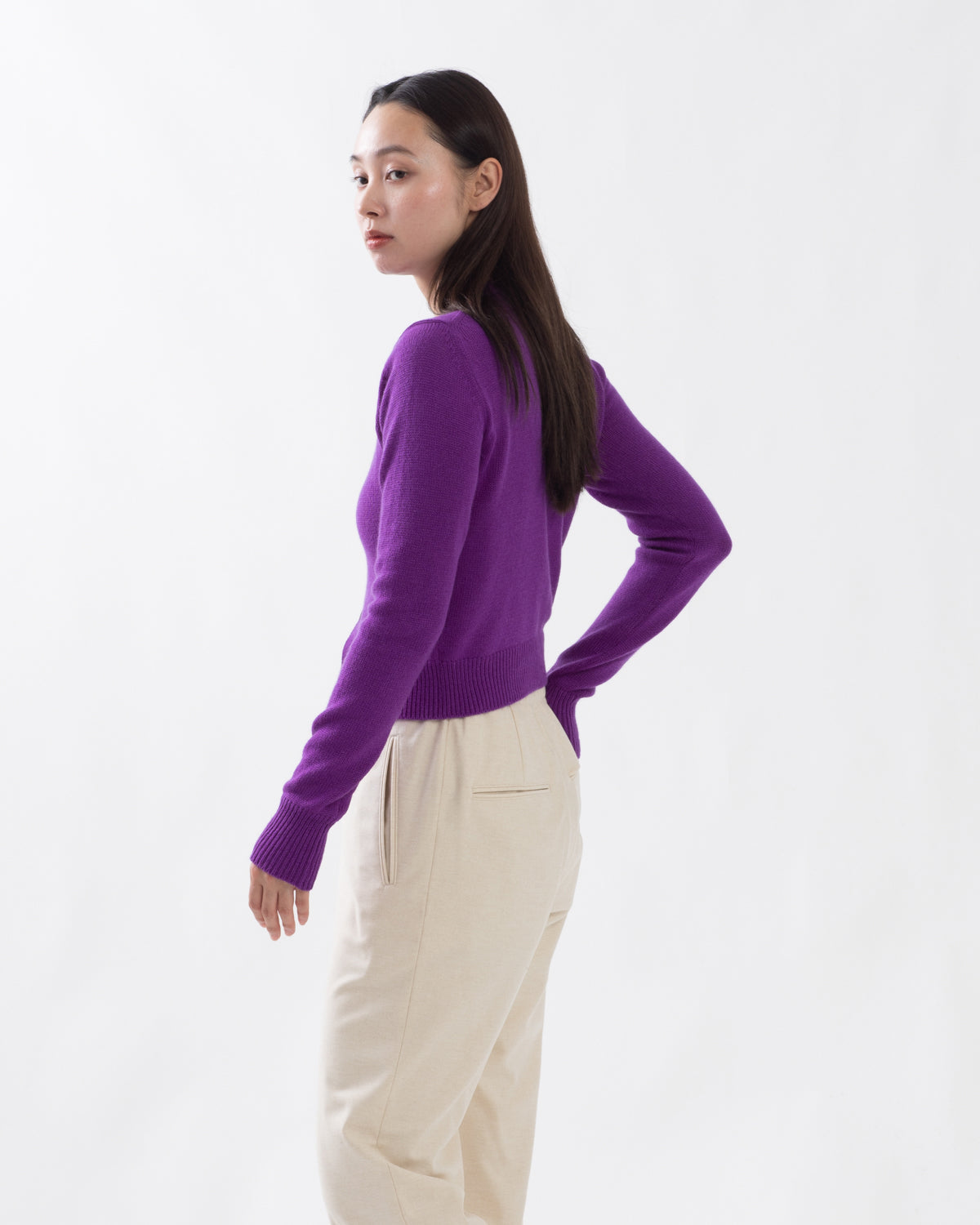 LIGHT CASHMERE KNIT CREW-NECK CARDIGAN