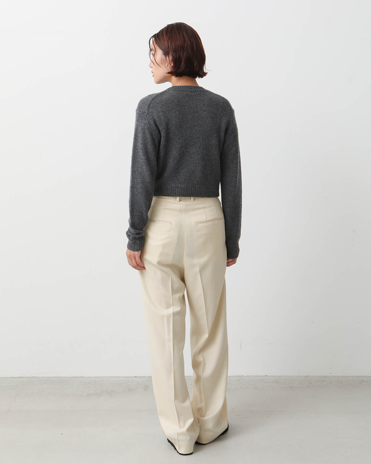 SUPER LIGHT WOOL SLACKS (WOMEN'S)