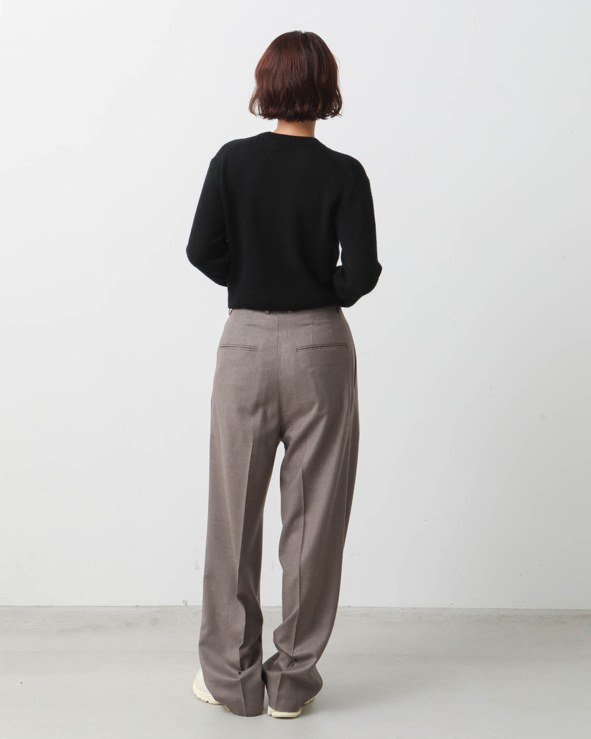 SUPER LIGHT WOOL SLACKS (WOMEN'S)