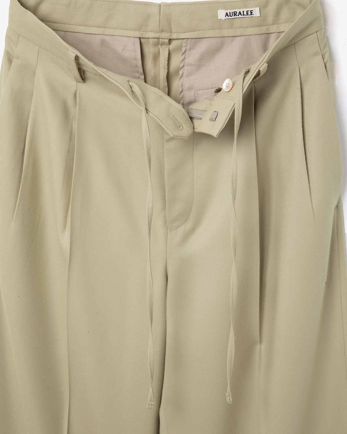 SUPER LIGHT WOOL TWO-TUCK SLACKS (WOMEN'S)