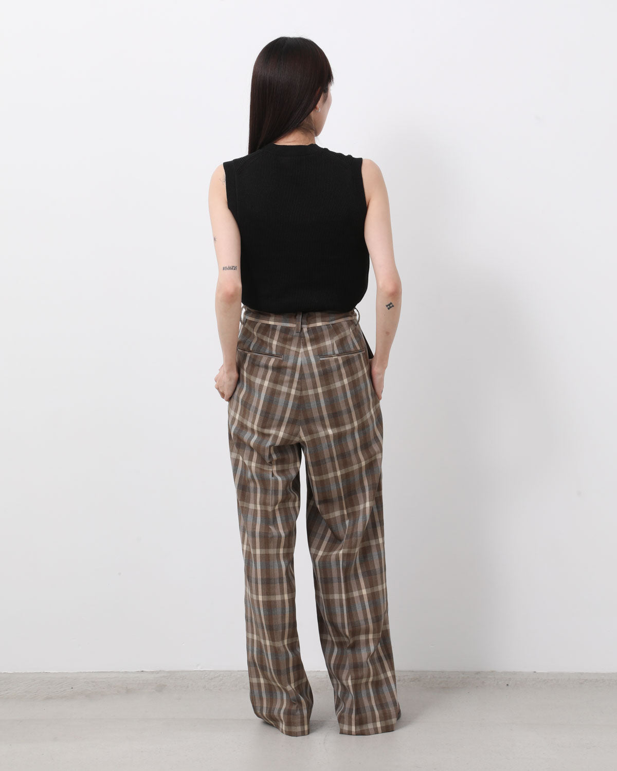 SUPER FINE TROPICAL WOOL CHECK TWO-TUCK SLACKS (WOMEN'S)