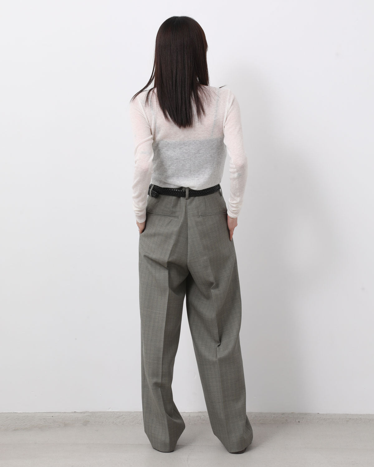 BLUEFACED WOOL TWO-TUCK SLACKS (WOMEN'S)