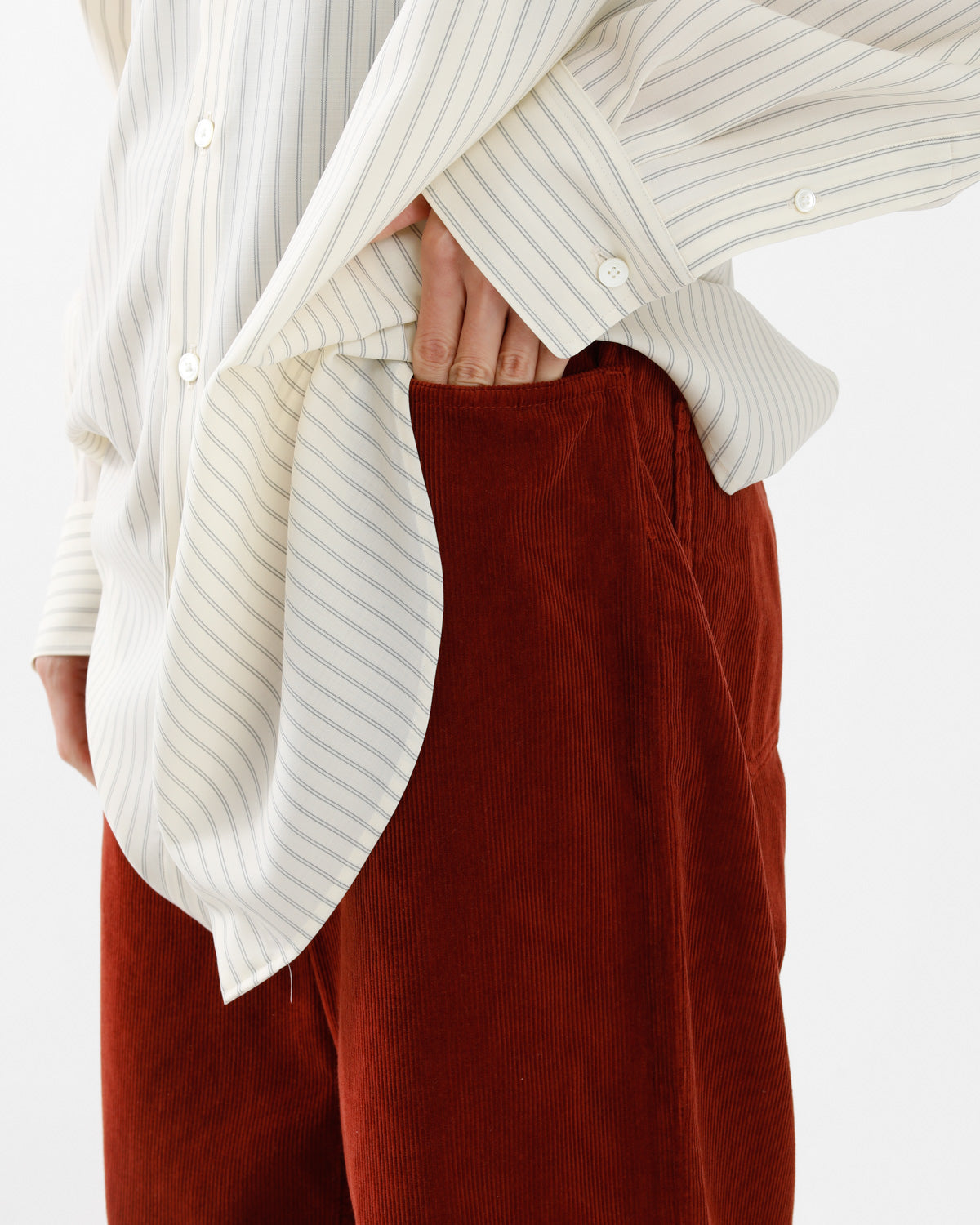 GARMENT-DYED FINX CORDUROY 5P WIDE PANTS (WOMEN'S)