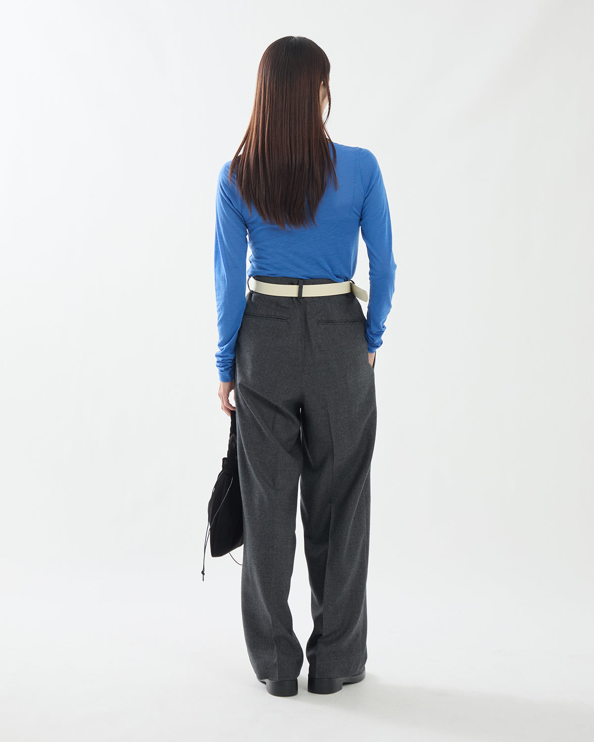 SUPER LIGHT WOOL TWO-TUCK SLACKS