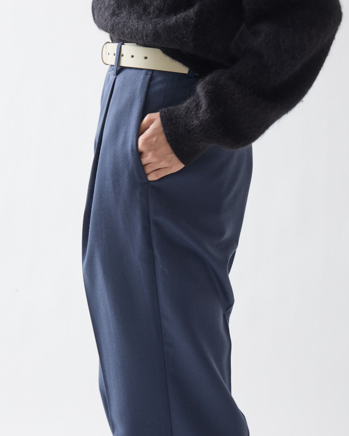 TENSE WOOL DOUBLE CLOTH SLACKS