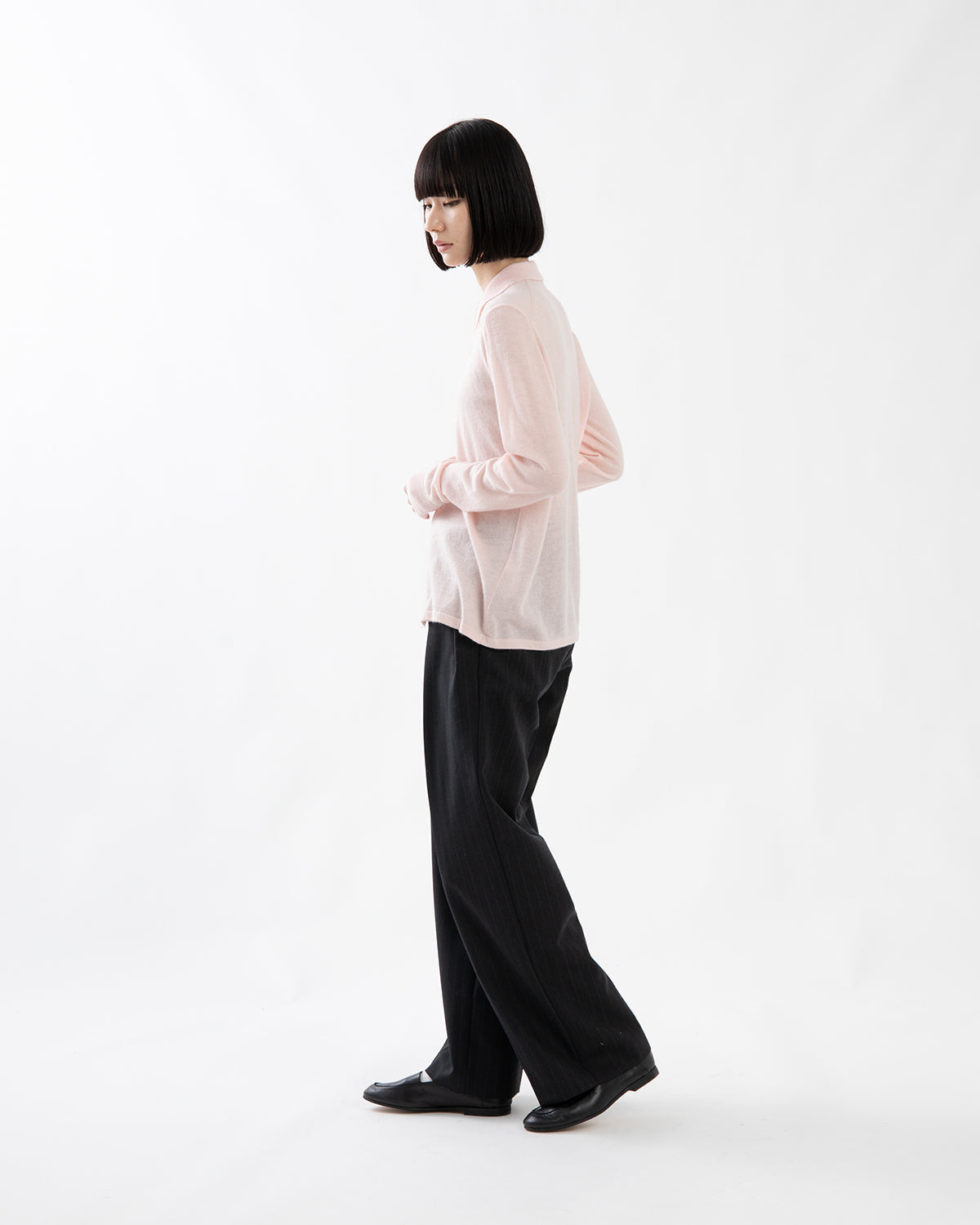 BLUEFACED WOOL TWO-TUCK SLACKS (WOMEN'S)