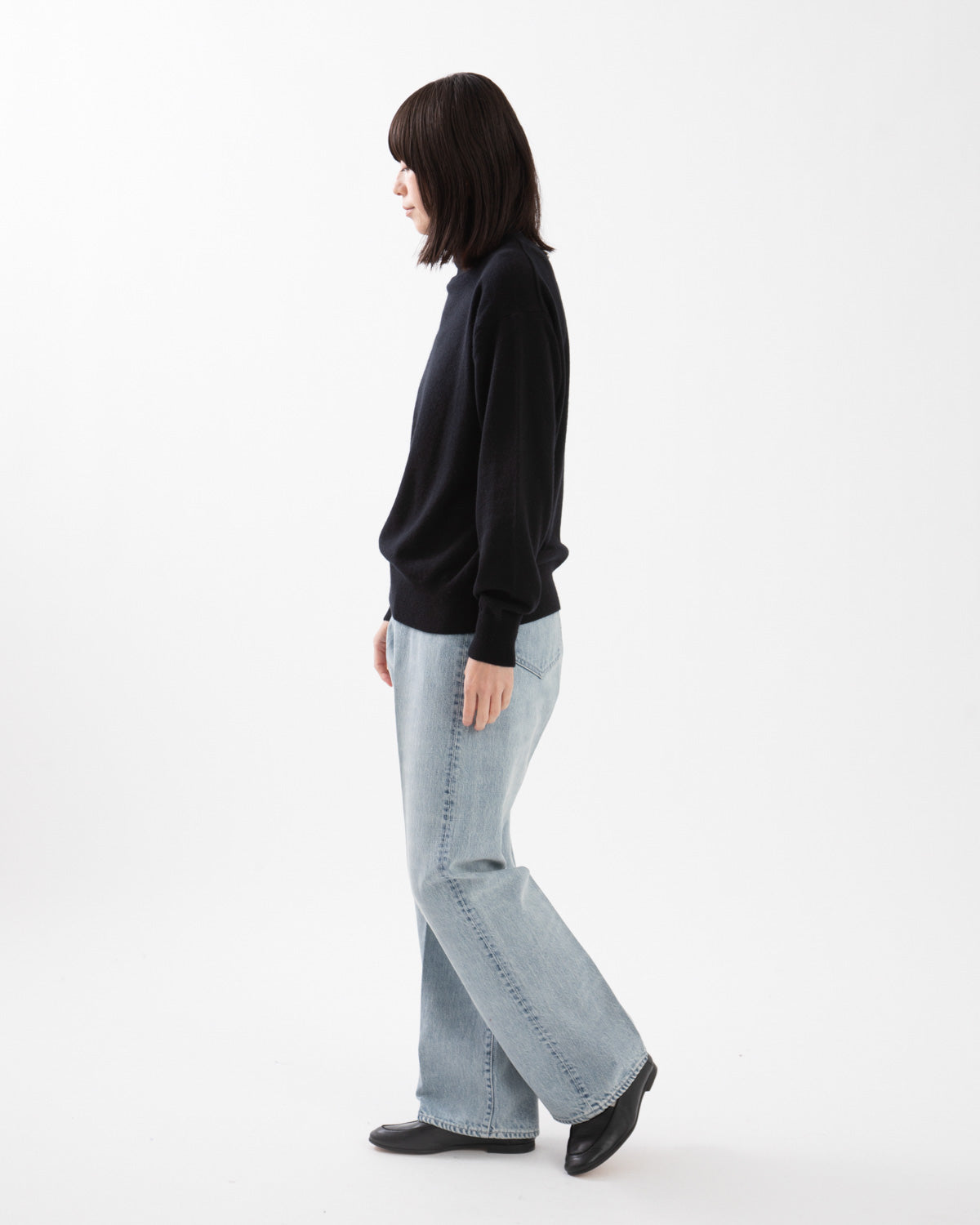 FADED HEAVY DENIM CENTRE-PLEATED PANTS (WOMEN'S)