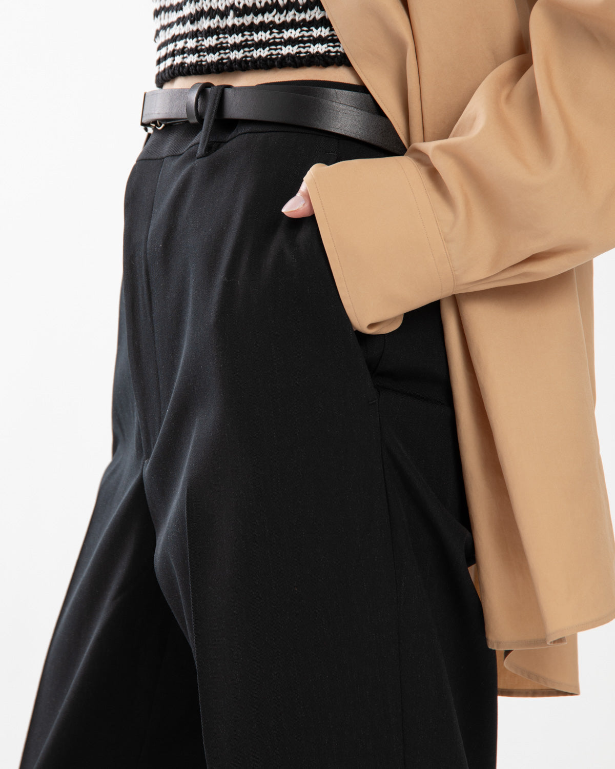 LIGHT WOOL MAX GABARDINE SLACKS