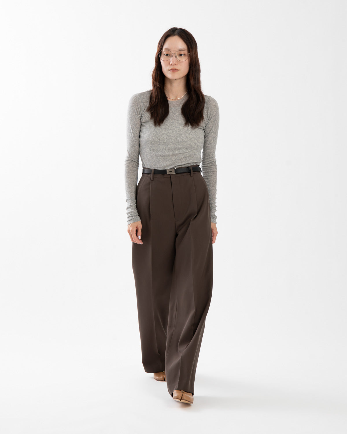 LIGHT WOOL MAX GABARDINE TWO-TUCK SLACKS (WOMEN'S)
