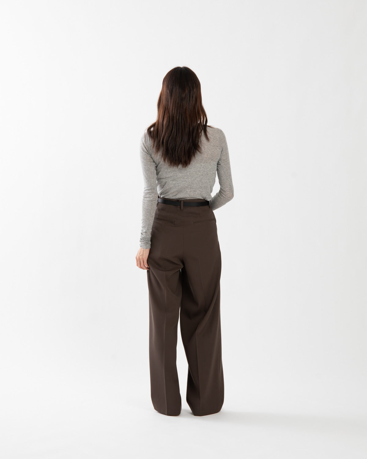 LIGHT WOOL MAX GABARDINE TWO-TUCK SLACKS (WOMEN'S)