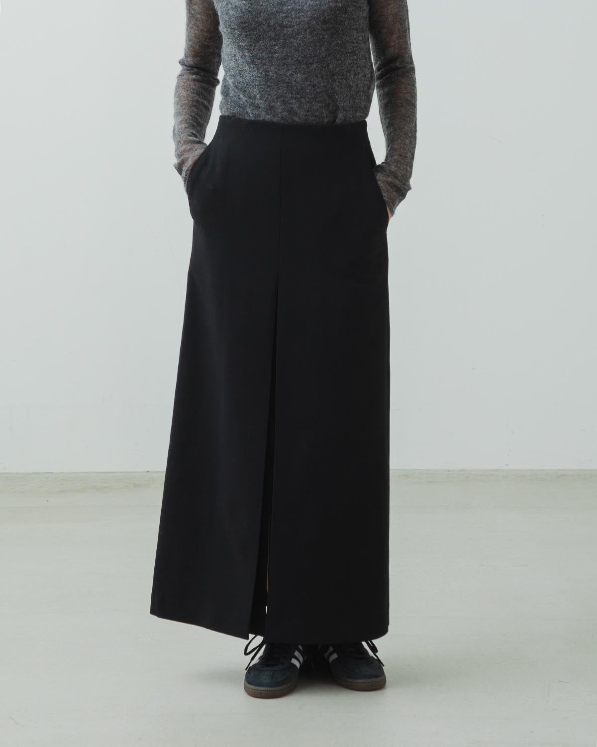 TENSE WOOL DOUBLE CLOTH SKIRT