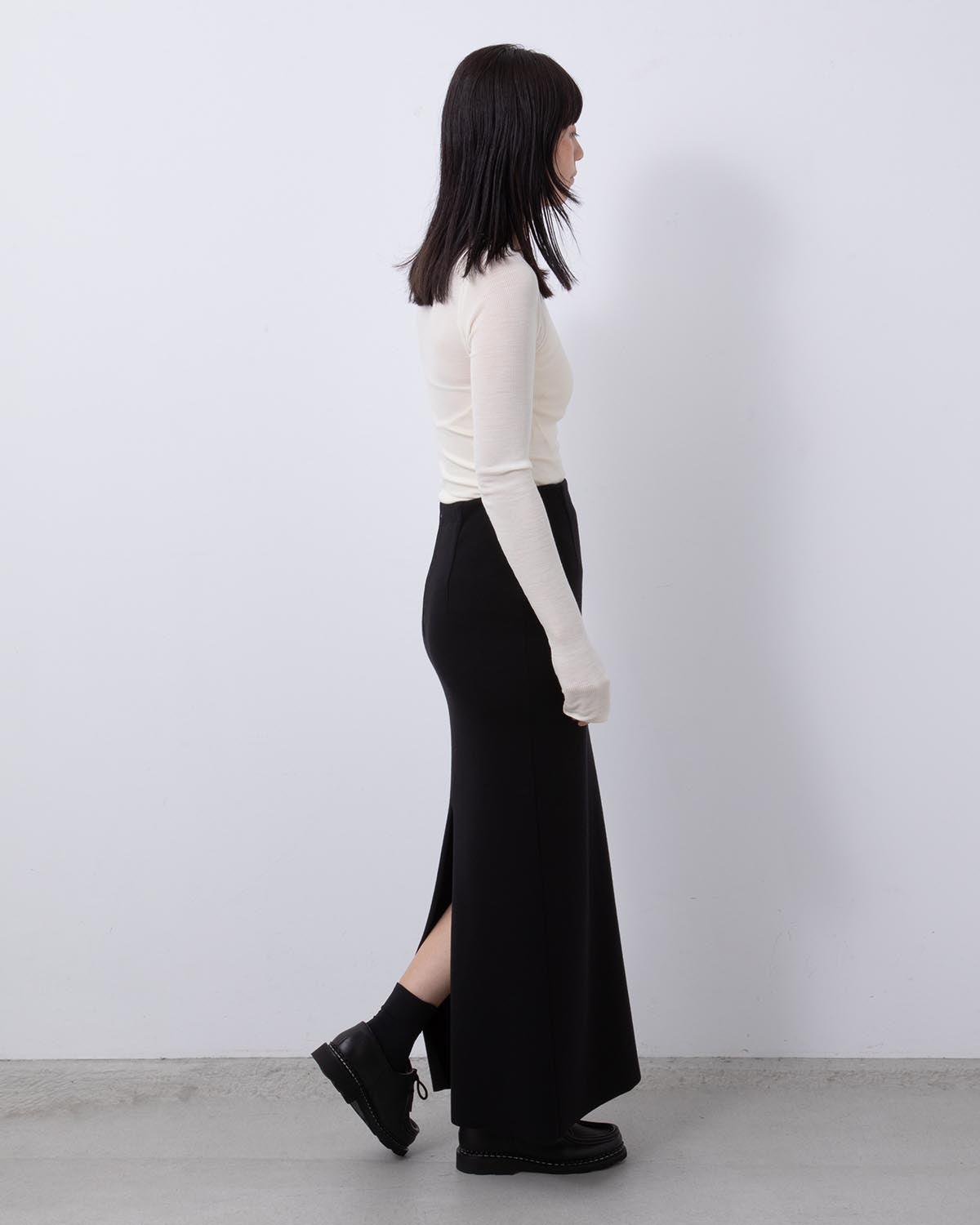 WOOL STRETCH DOUBLE FACE KNIT SKIRT