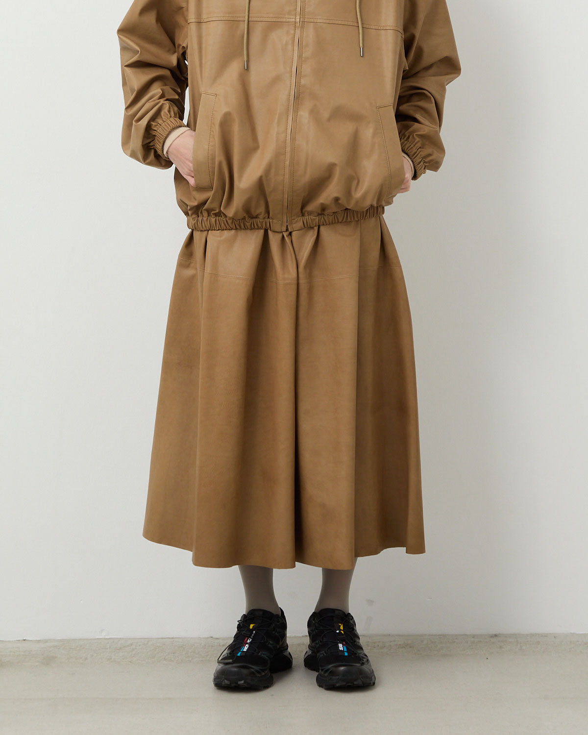 FINE BABY CALF GATHER SKIRT