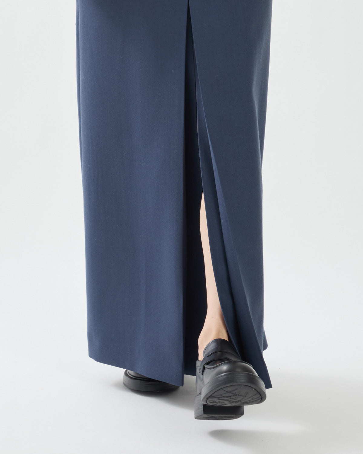 TENSE WOOL DOUBLE CLOTH SLIT SKIRT