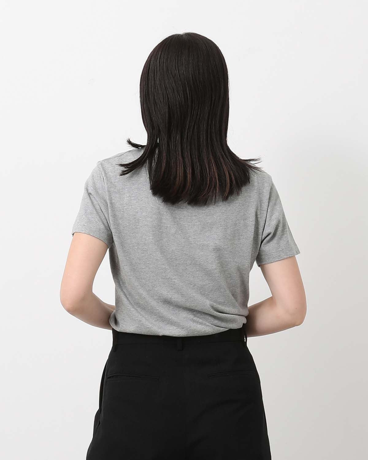 SEAMLESS CREW NECK TEE