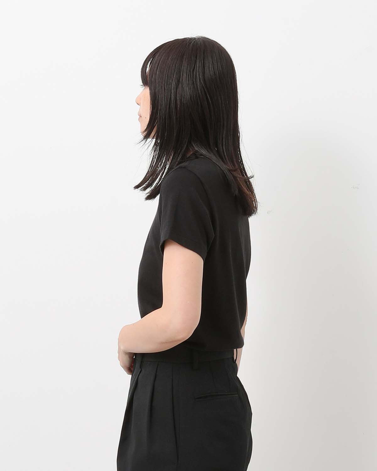 SEAMLESS CREW NECK TEE