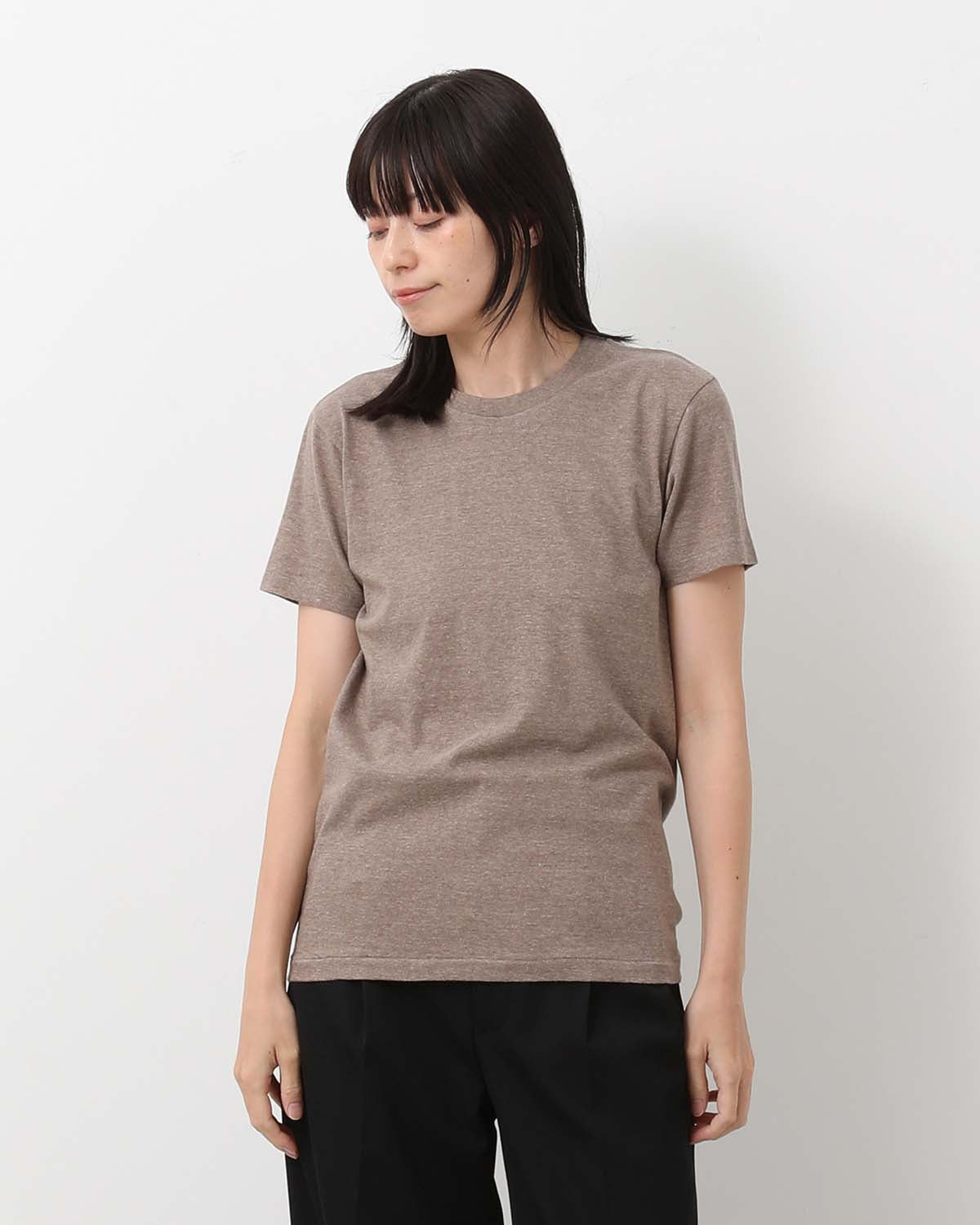 SEAMLESS CREW NECK TEE