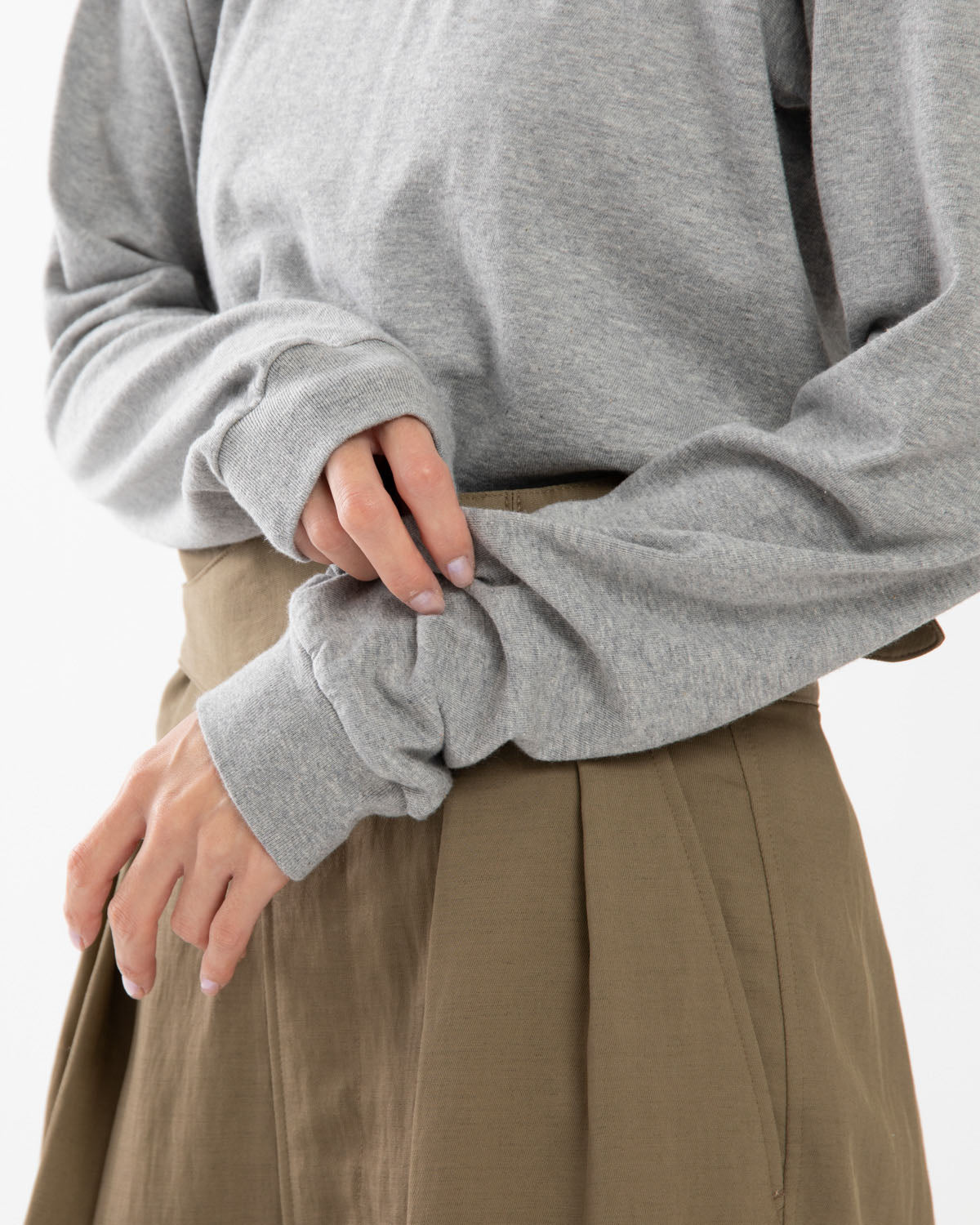 SEAMLESS L/S TEE