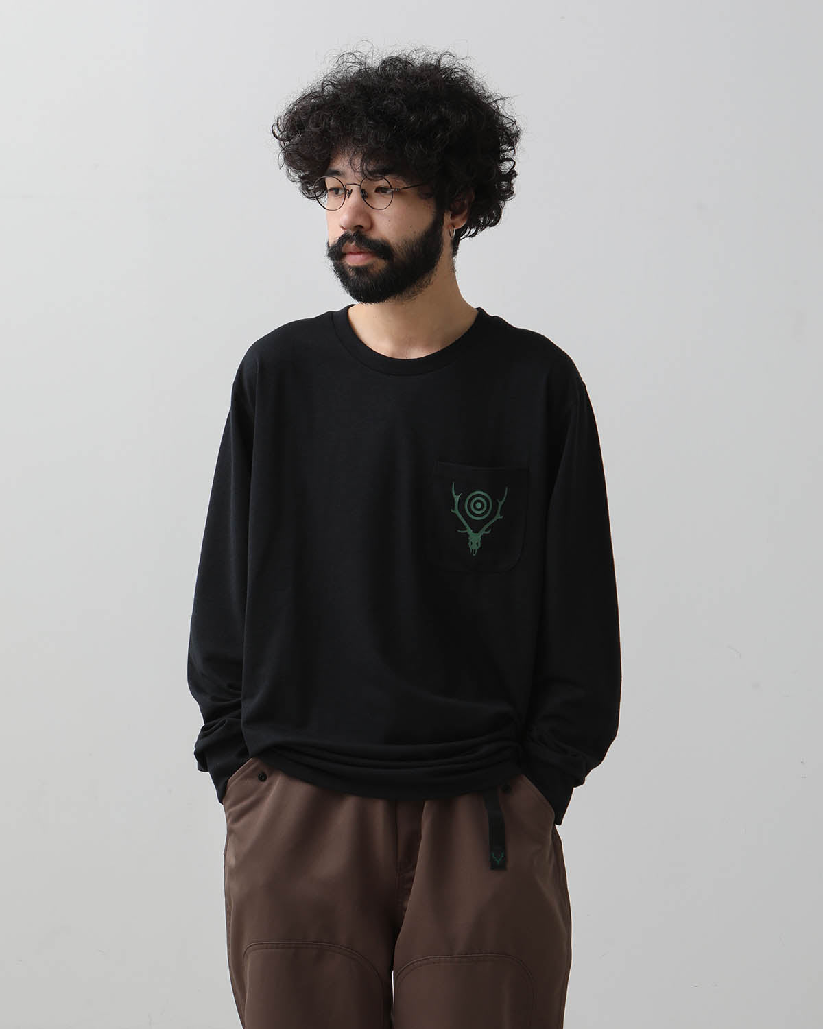 L/S ROUND POCKET TEE - CIRCLE HORN