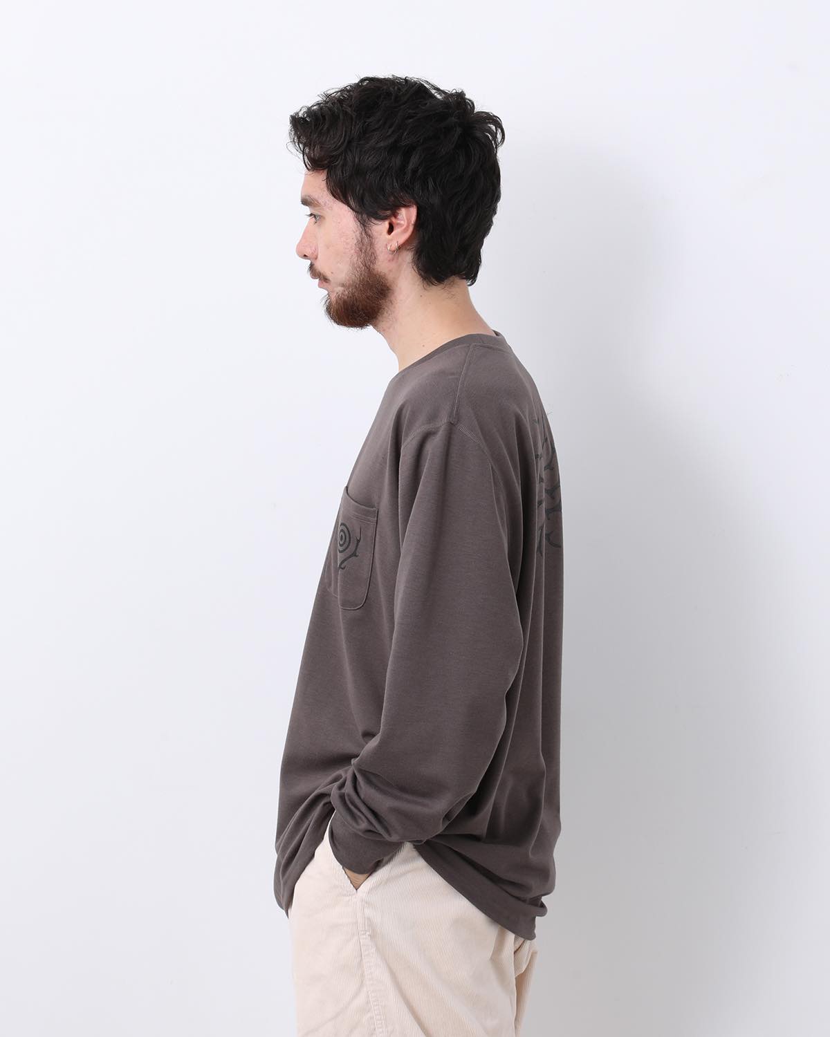 L/S ROUND POCKET TEE - CIRCLE HORN