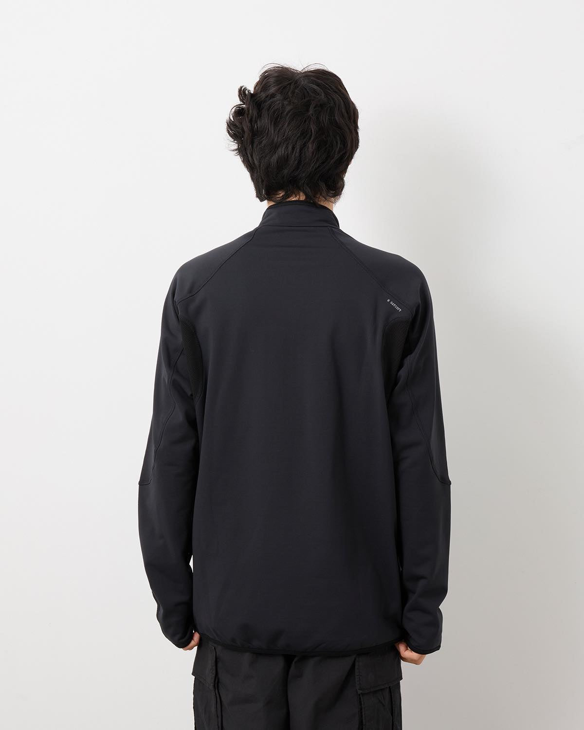 GHOSTFLEECE™ HALF-ZIP