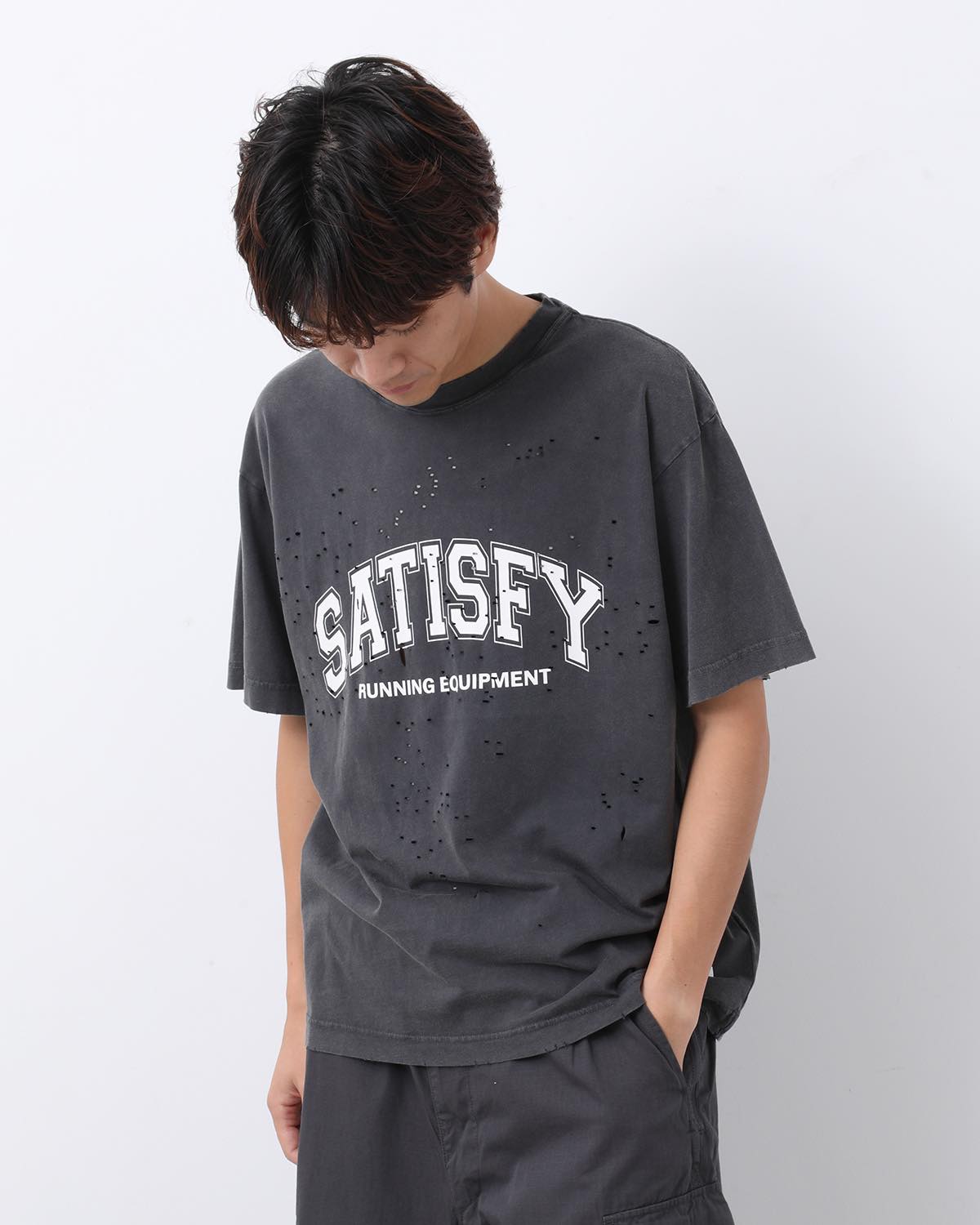 MOTHTECH™ T-SHIRT -SATISFY-