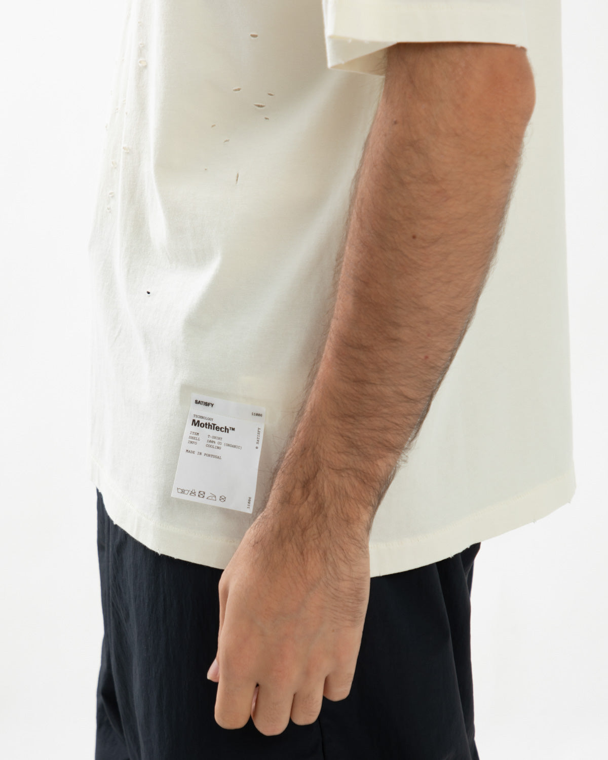 MOTHTECH™ T-SHIRT
