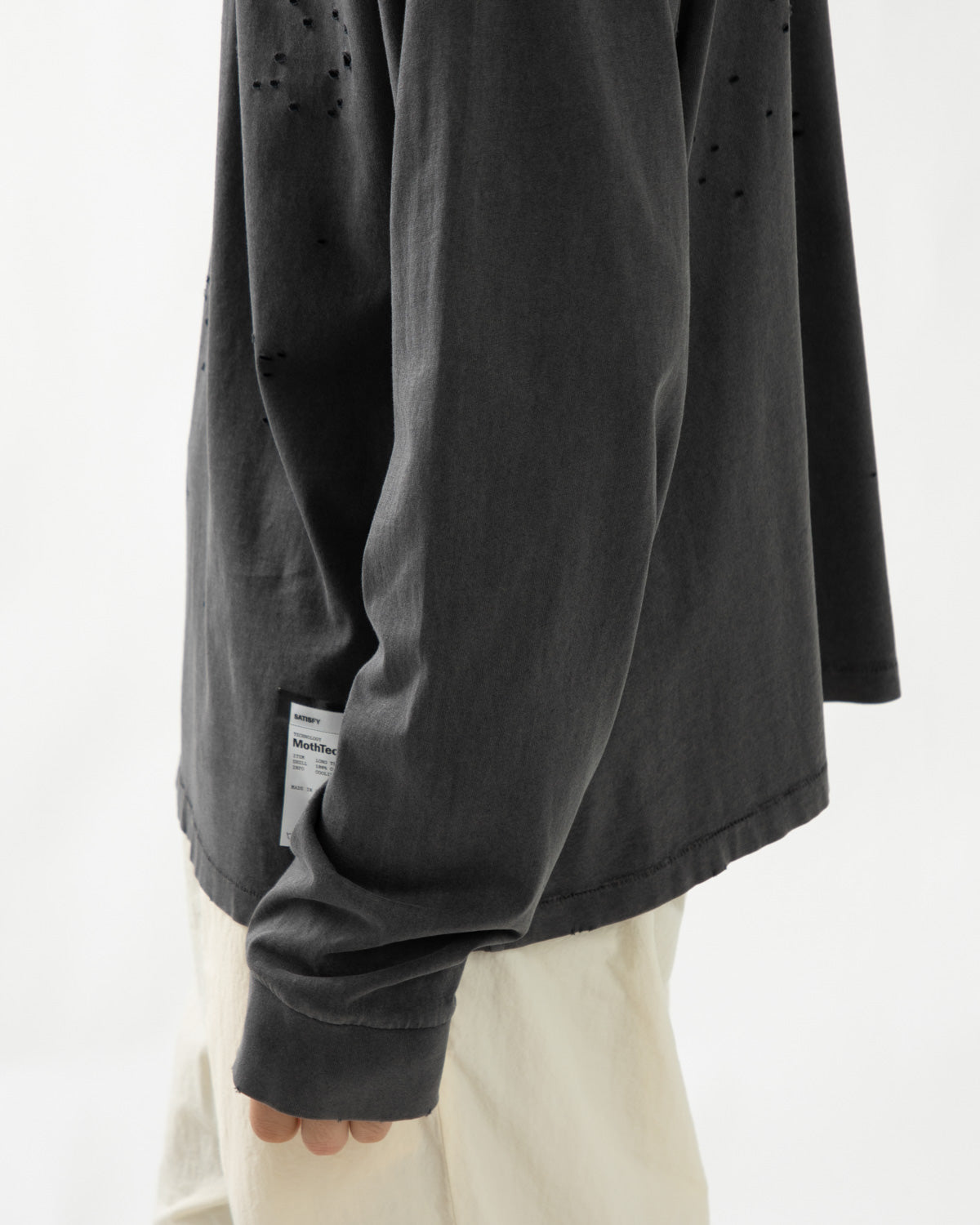 MOTHTECH™ LONG T-SHIRT
