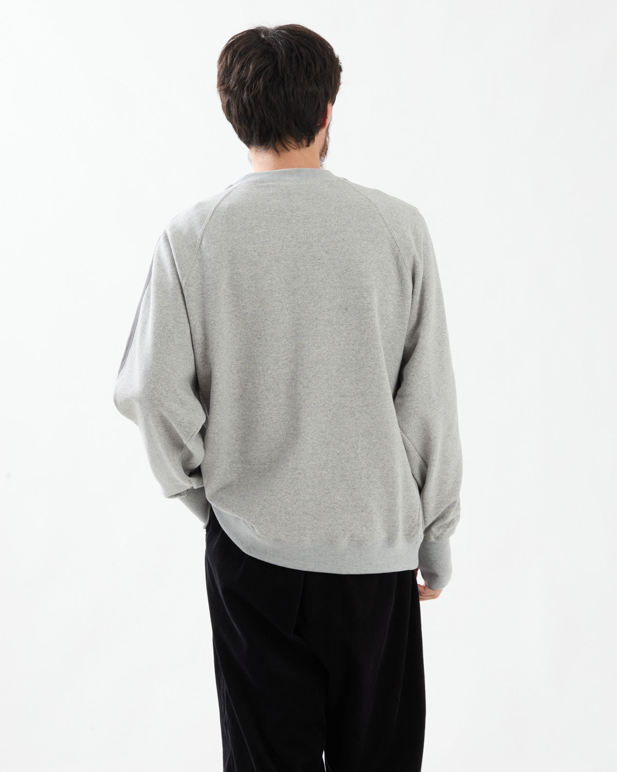 TAPE RAGLAN SWEATSHIRT