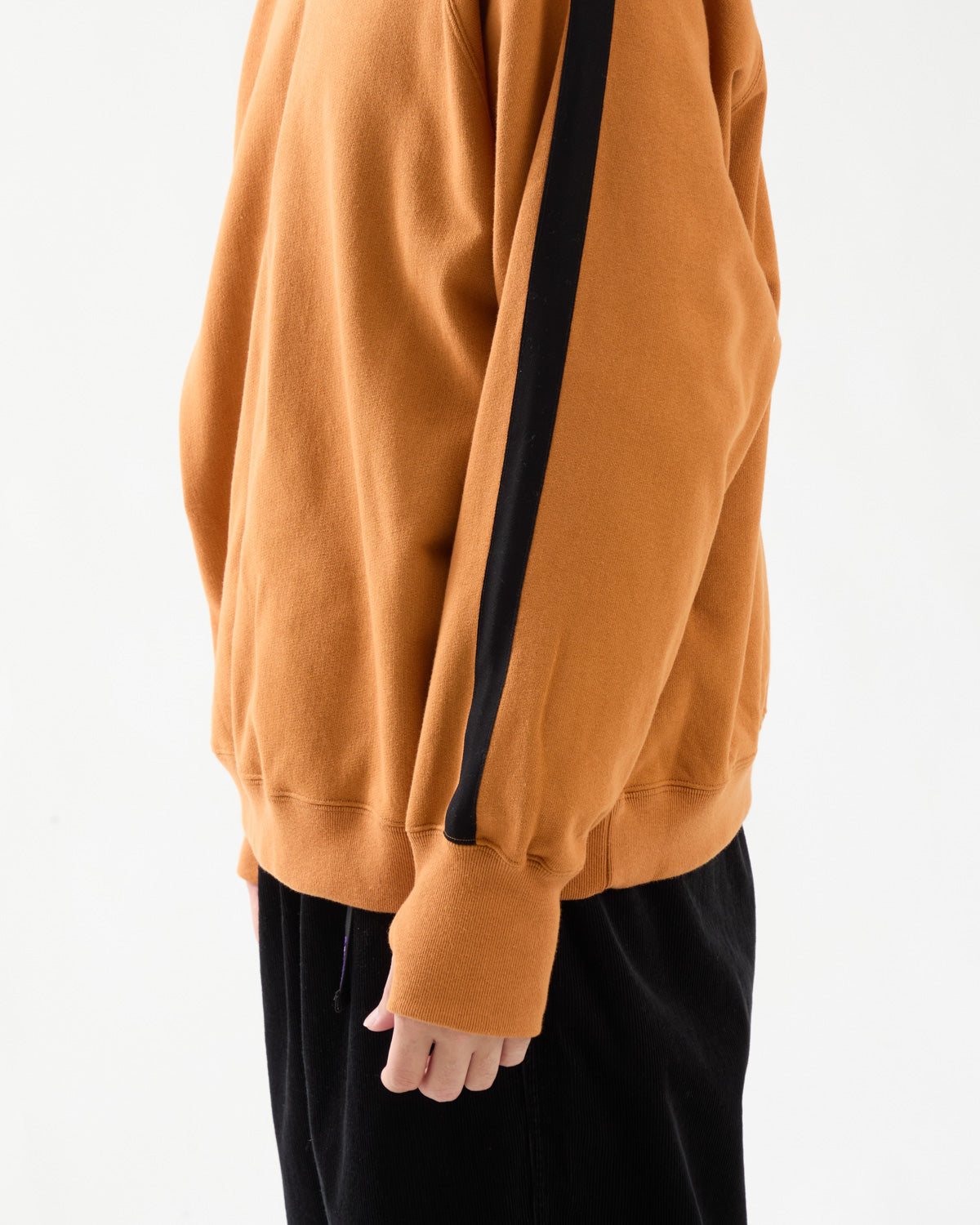 TAPE RAGLAN SWEATSHIRT