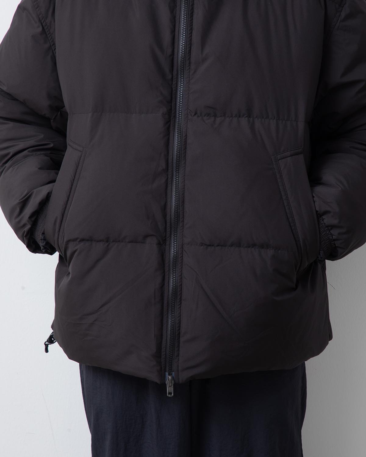 REVERSIBLE DOWN JACKET