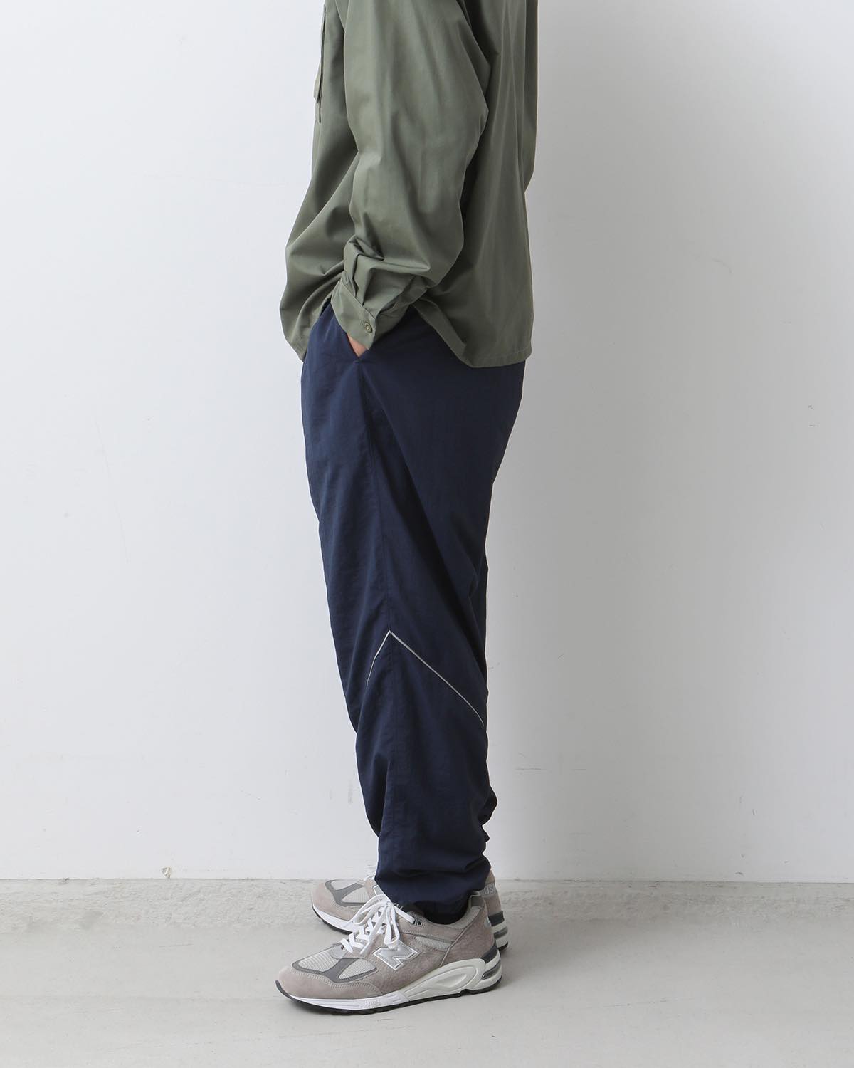 NYLON REVERSIBLE PANTS