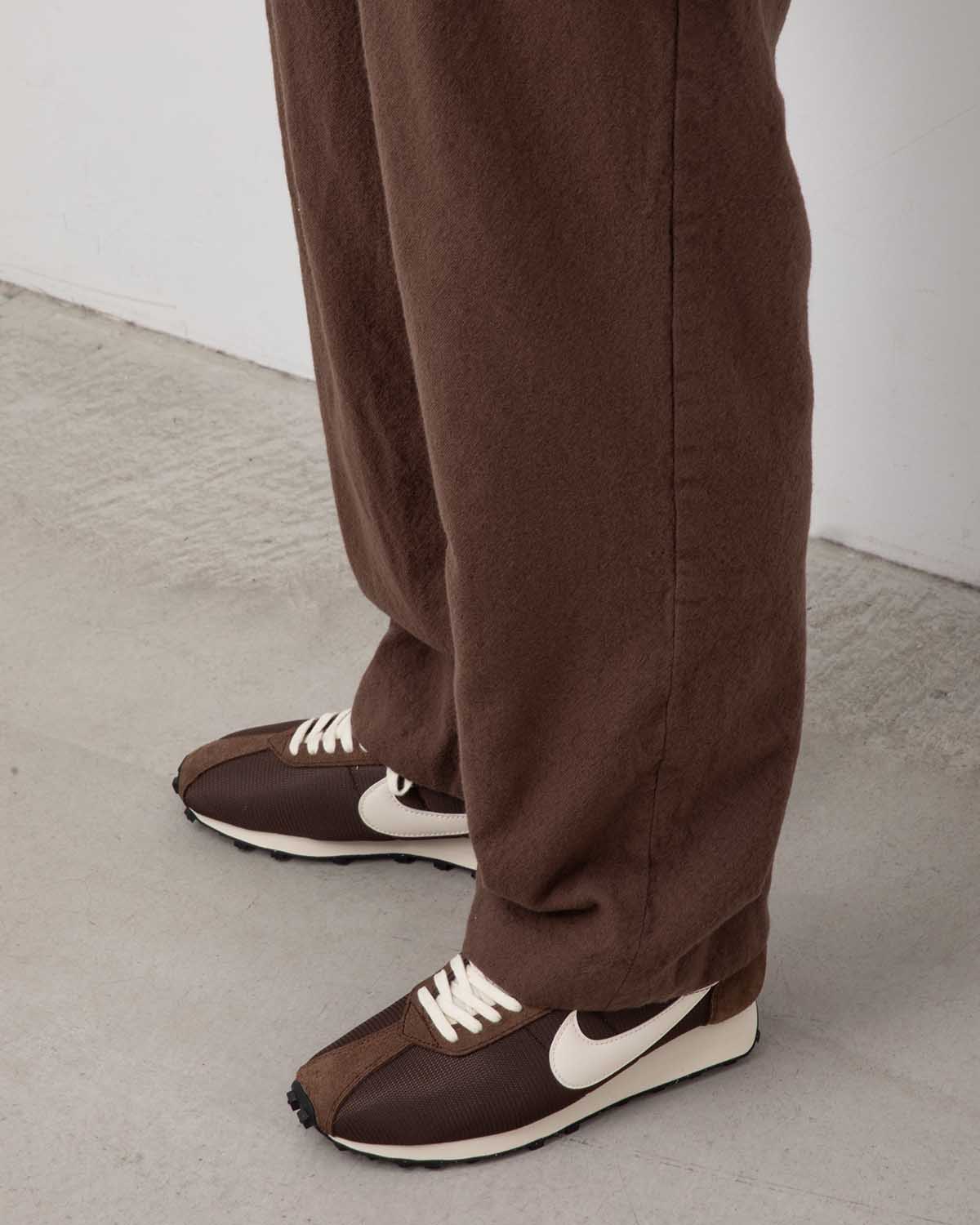 WOOL TUCK PANTS - WASHED