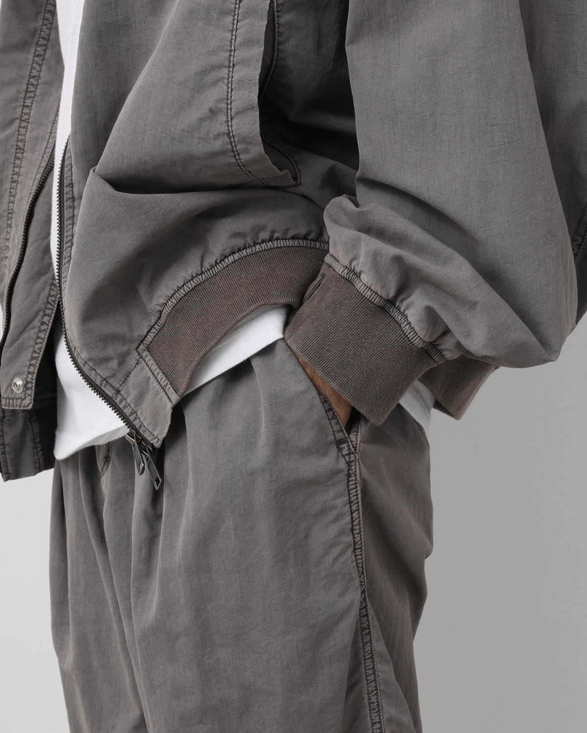 NYLON 2TUCK PANTS - OVERDYED