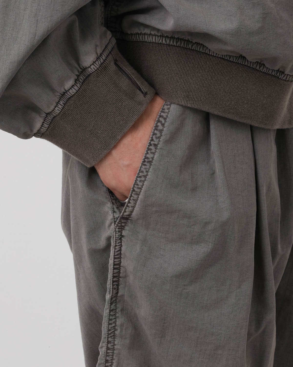 NYLON 2TUCK EASY SHORTS - OVERDYED