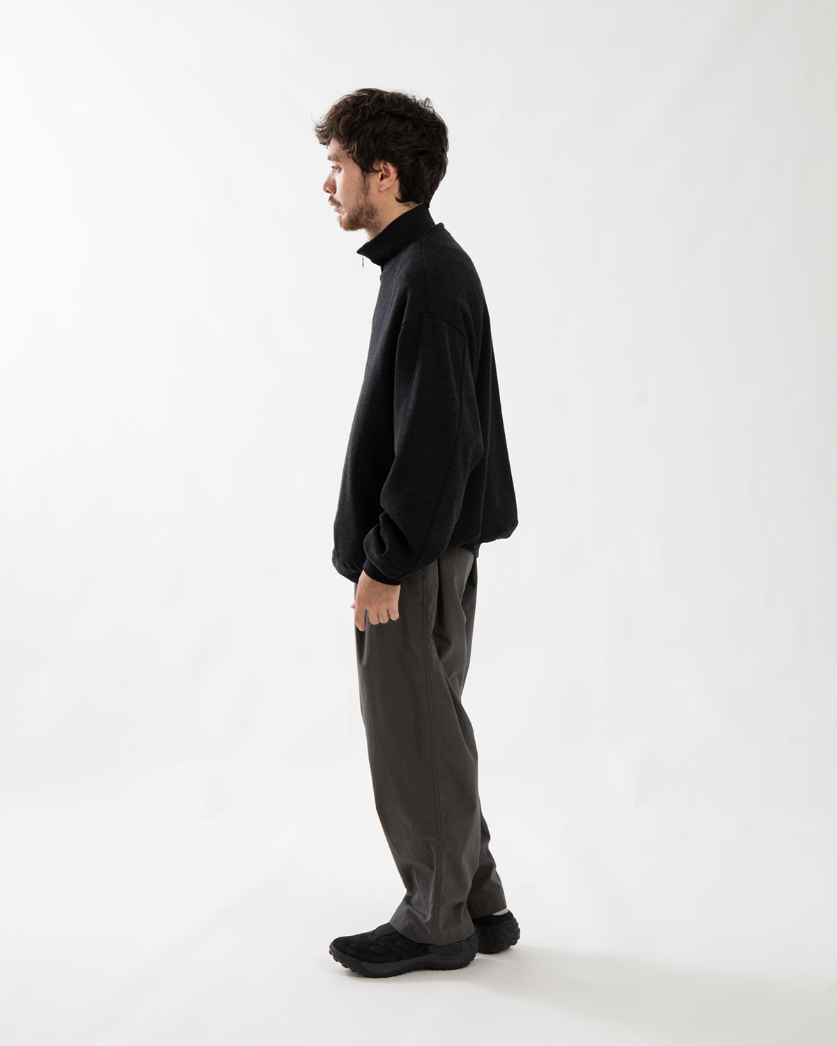 GENTLEMAN TUCK PANTS