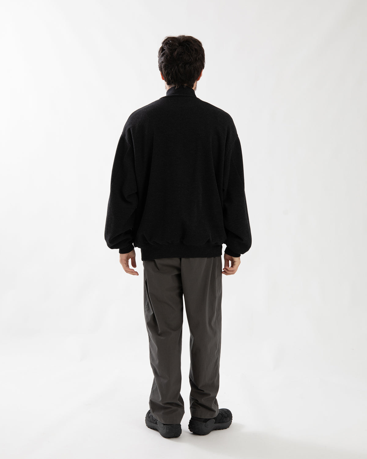 GENTLEMAN TUCK PANTS