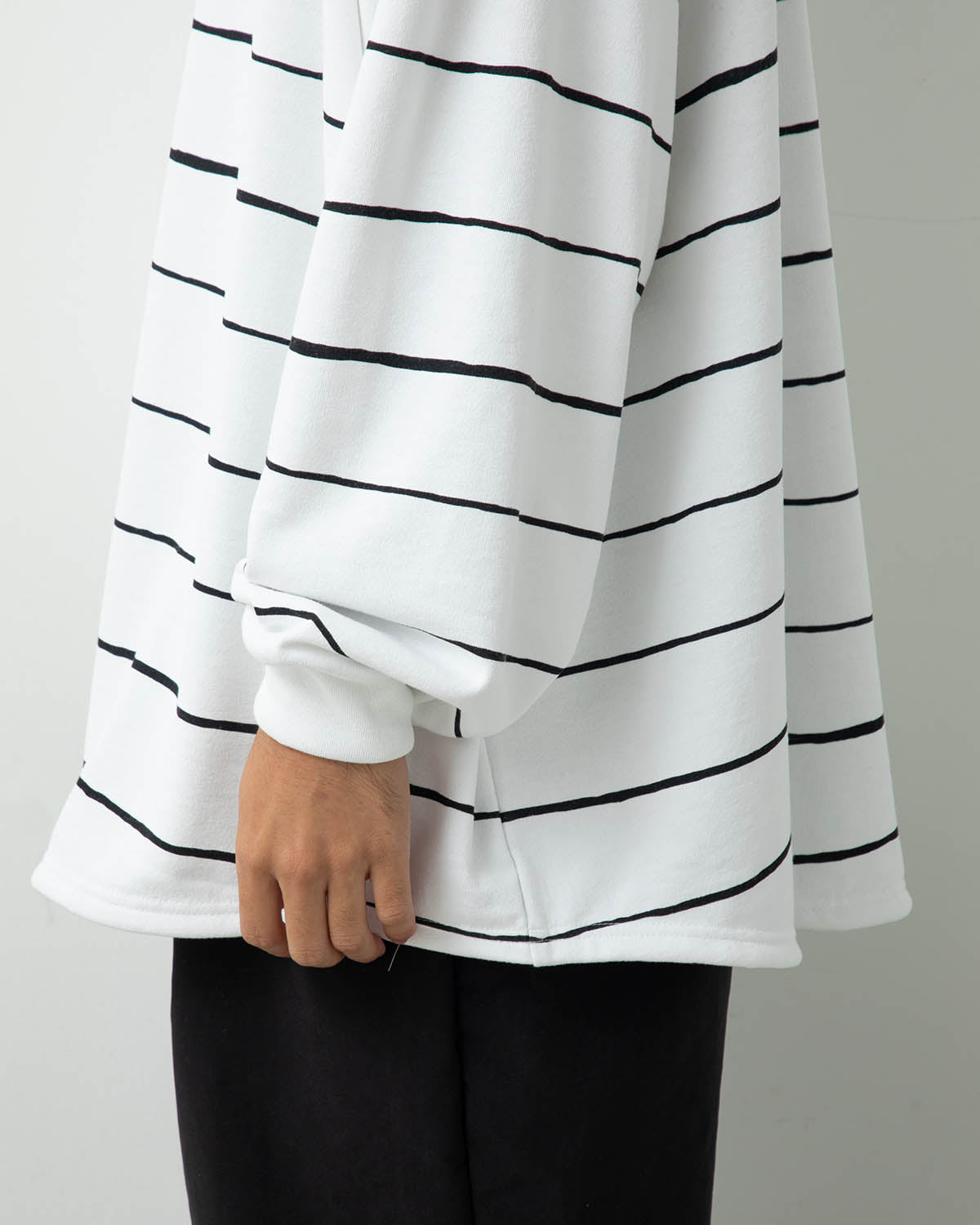 SUPER BIG WIDE STRIPE TECH LS TEE