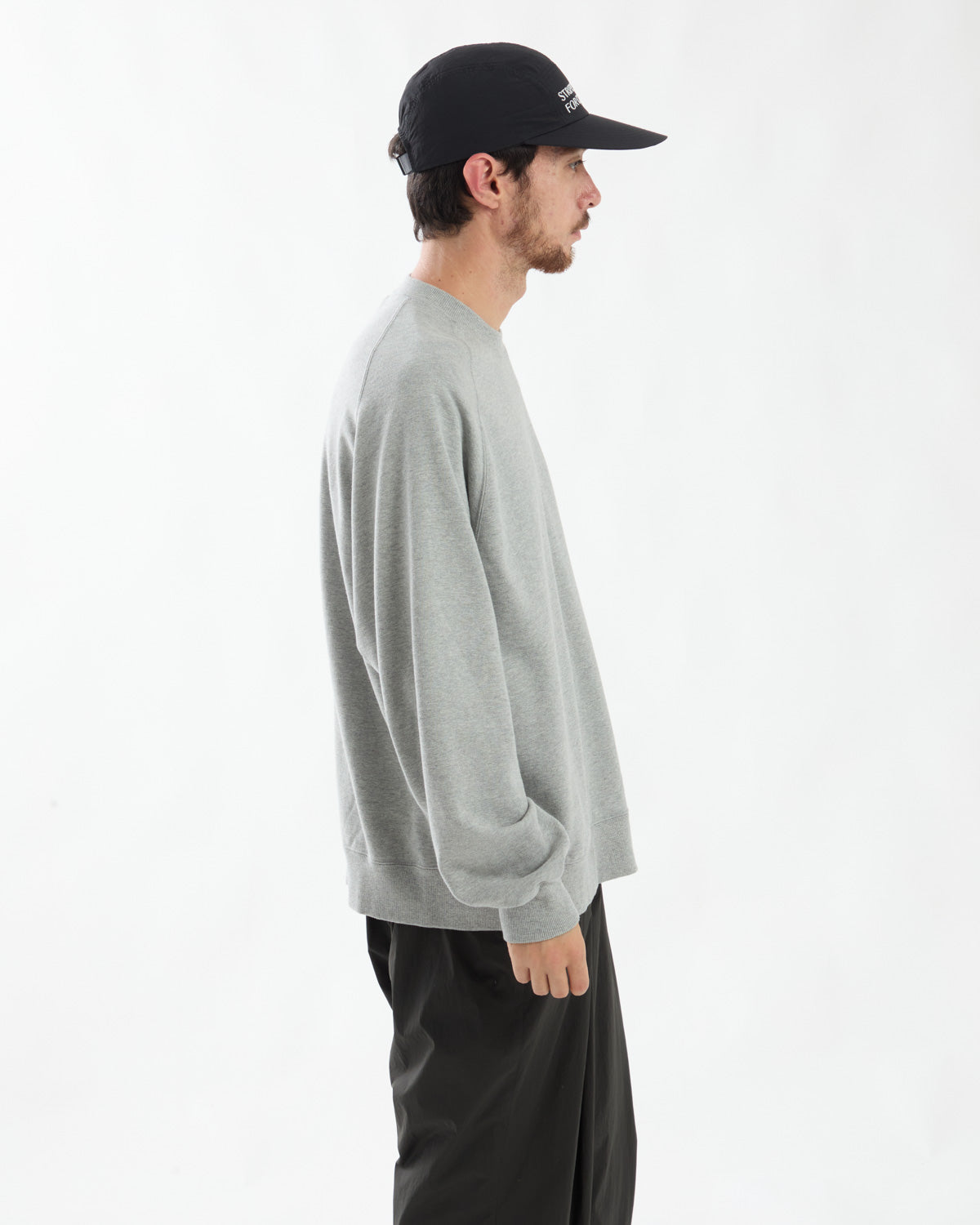 RAGLAN CREW SWEAT