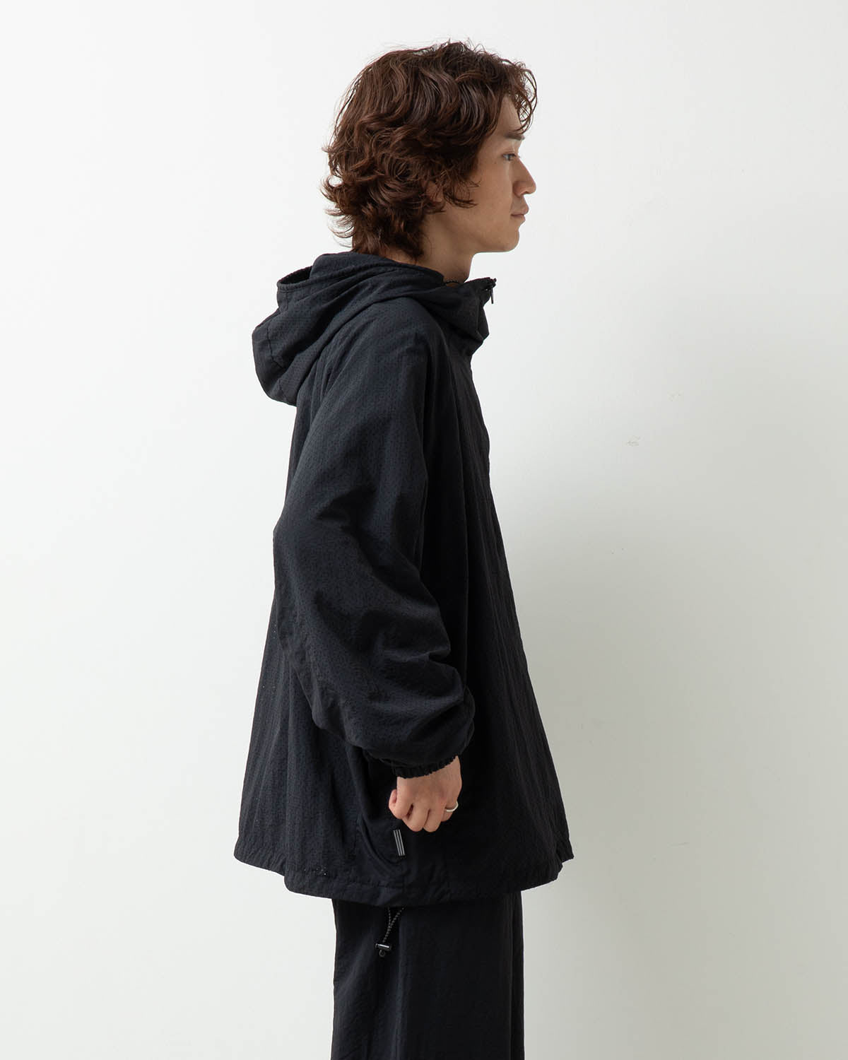 PUNCHING NYLON HOODY